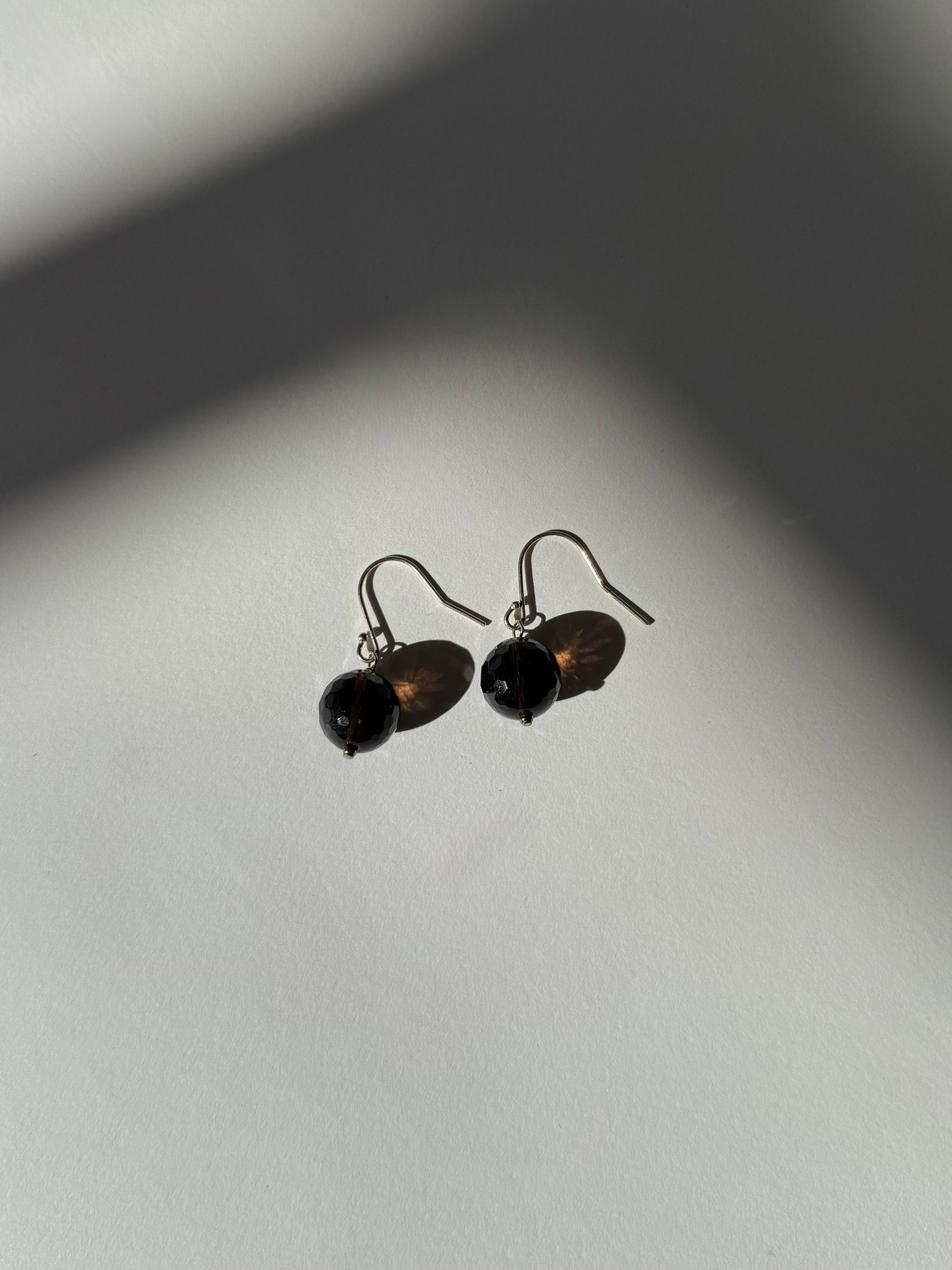 עגילי כסף בשילוב אבן חומה