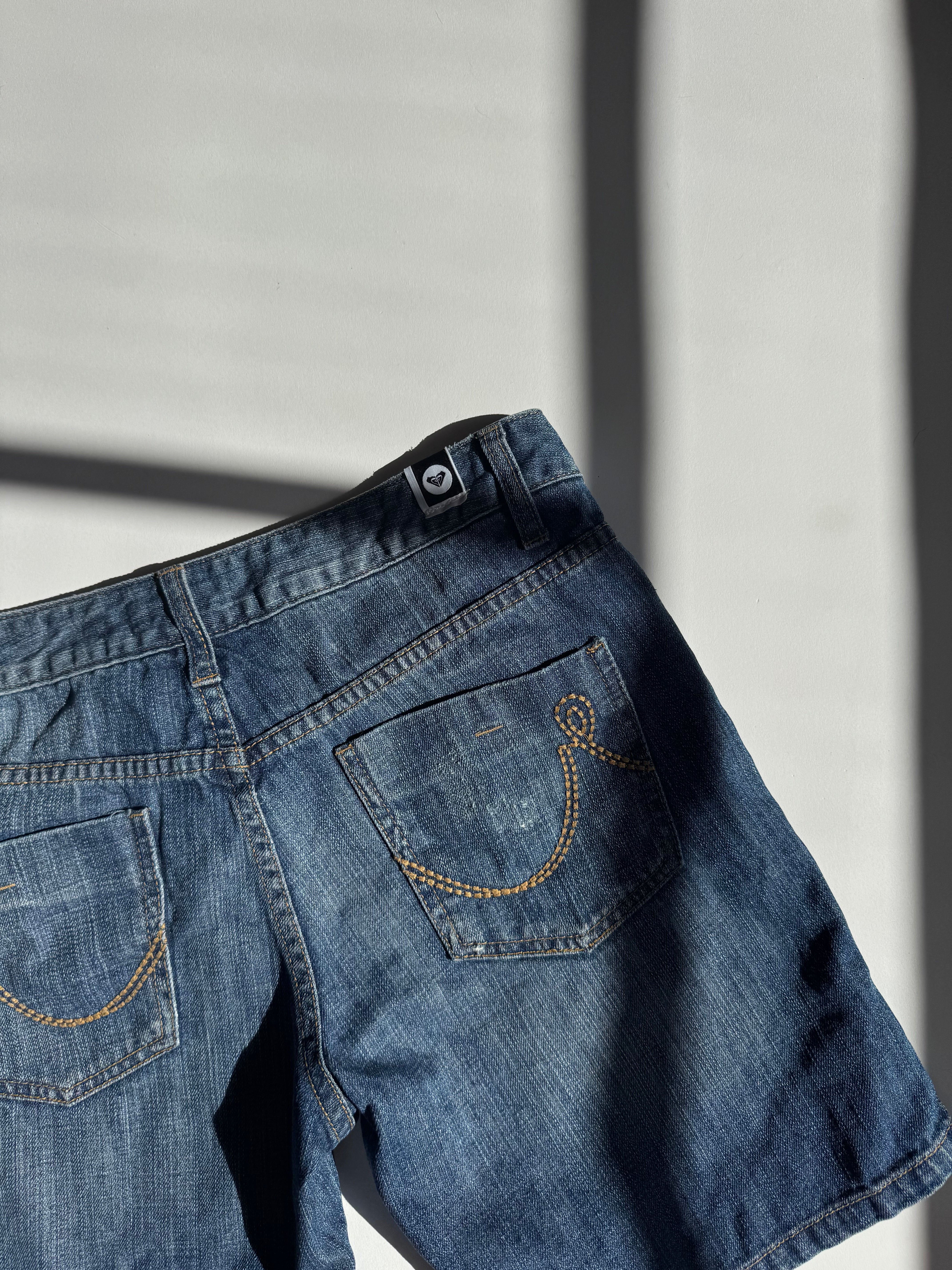 ג׳ינס קצר Roxy (38)