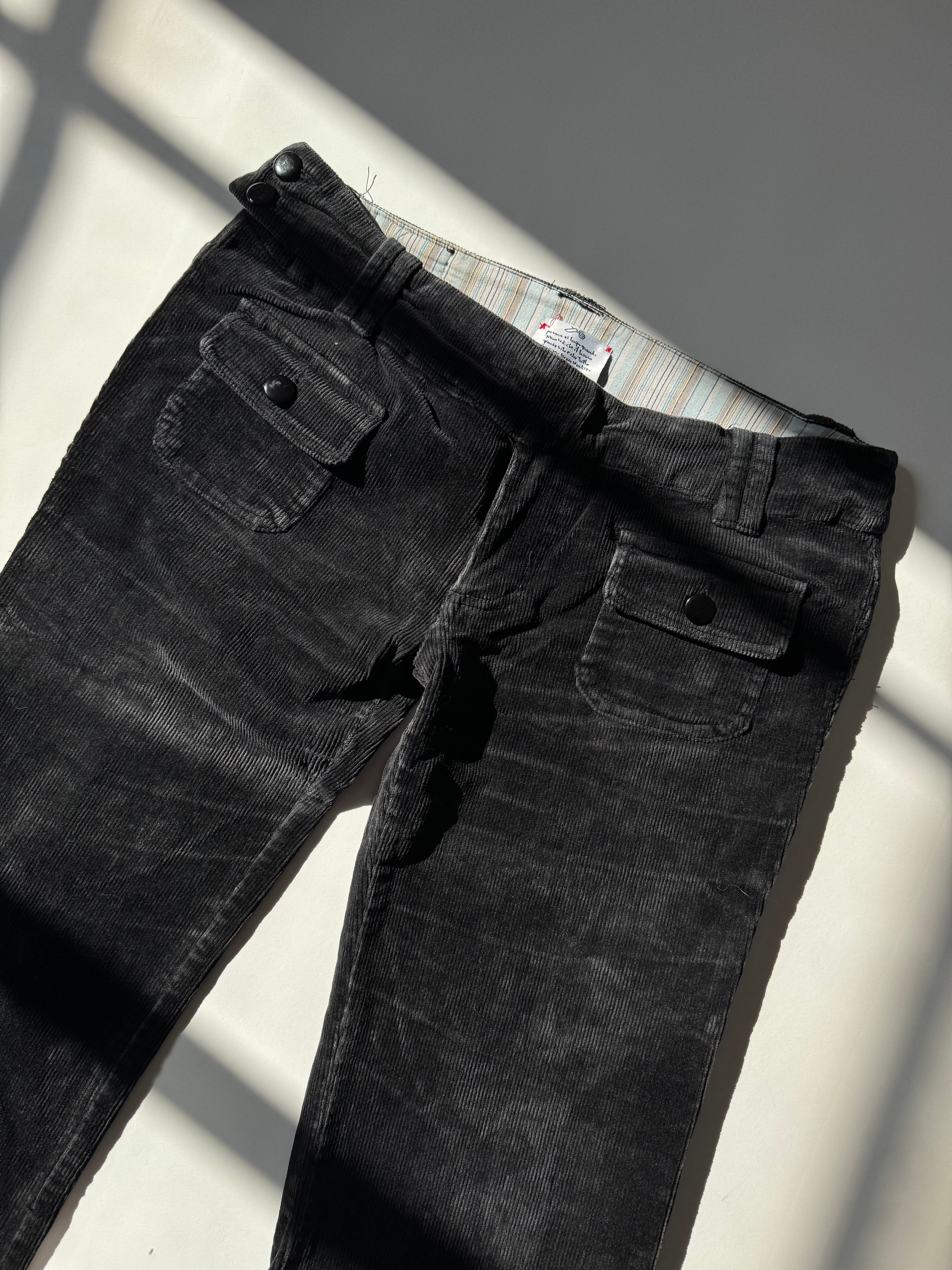 מכנסי קורדרוי שחורים (42)