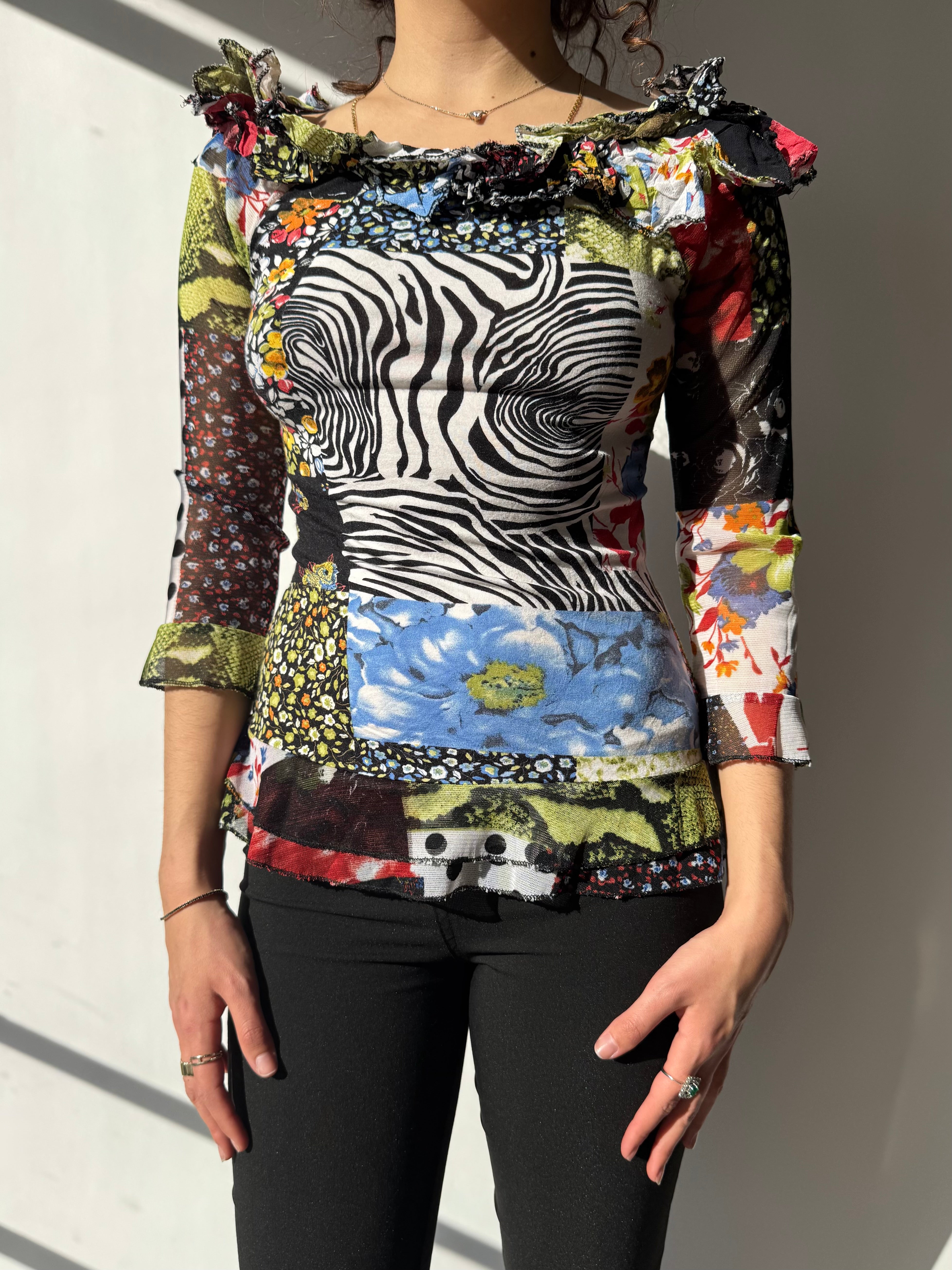 חולצה צבעונית בשילוב מלמלה (S)