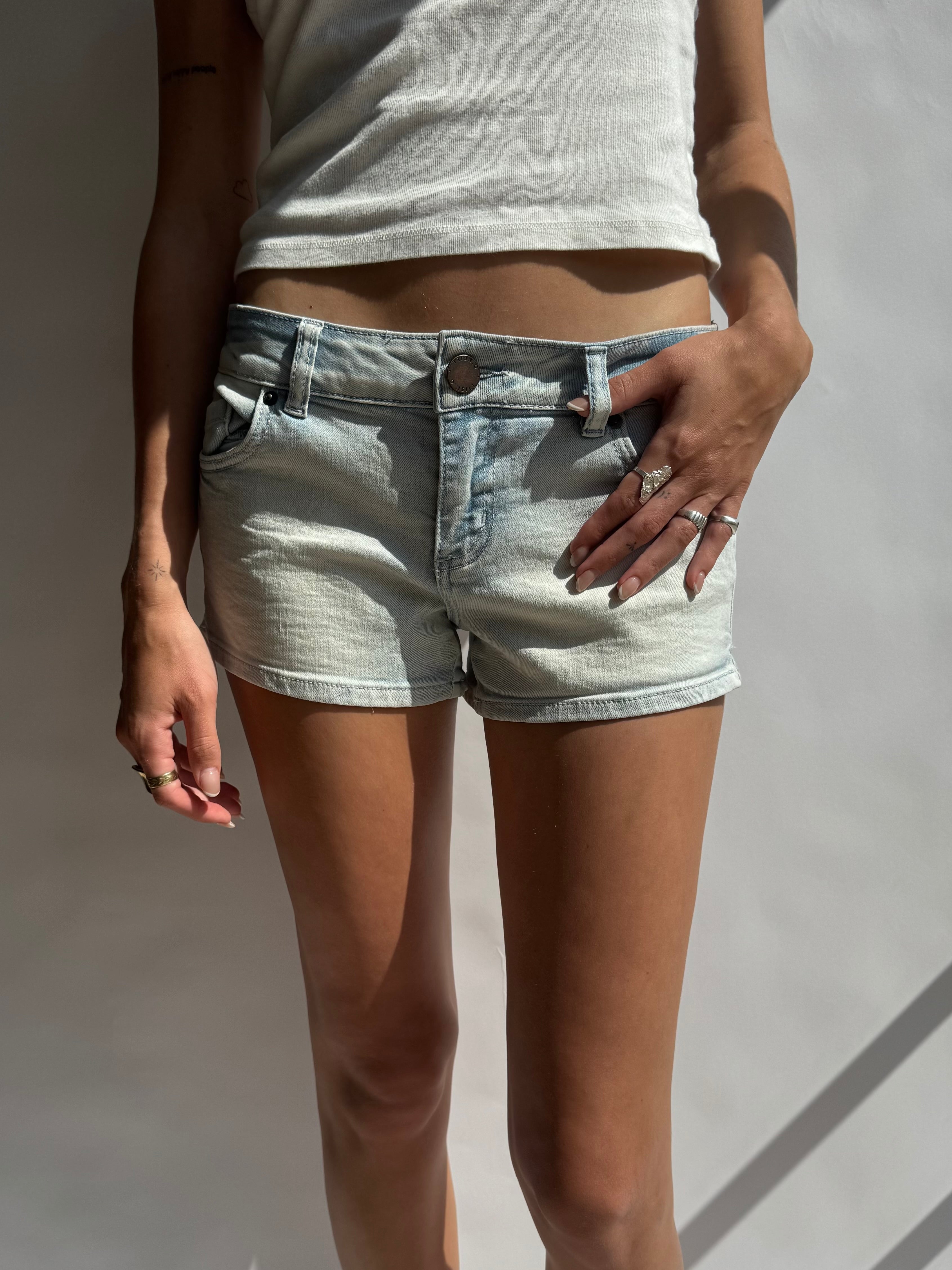 ג׳ינס קצר בגזרה נמוכה O'neill (36)