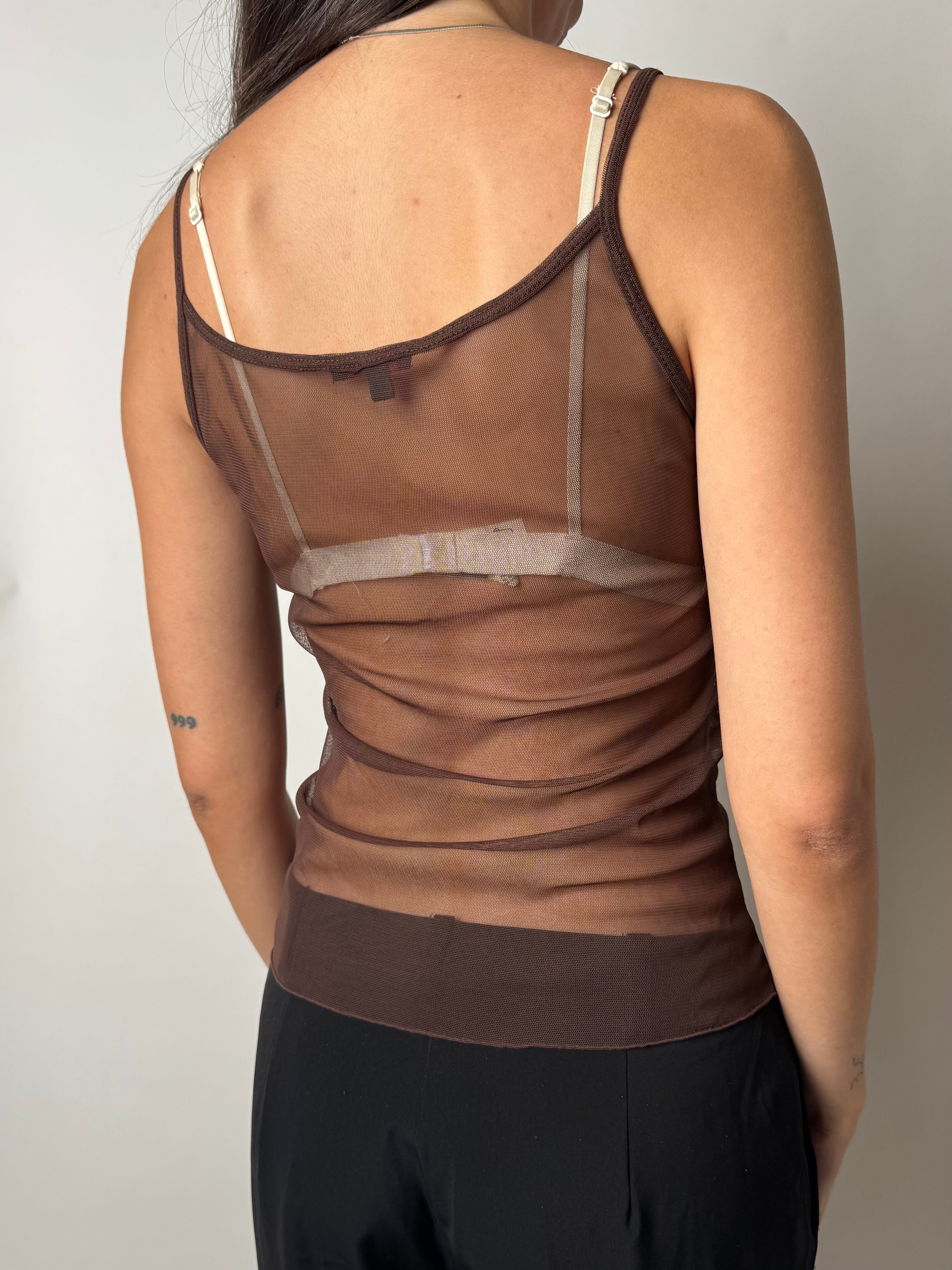 גופיית מש חומה בשילוב פייטים (S)