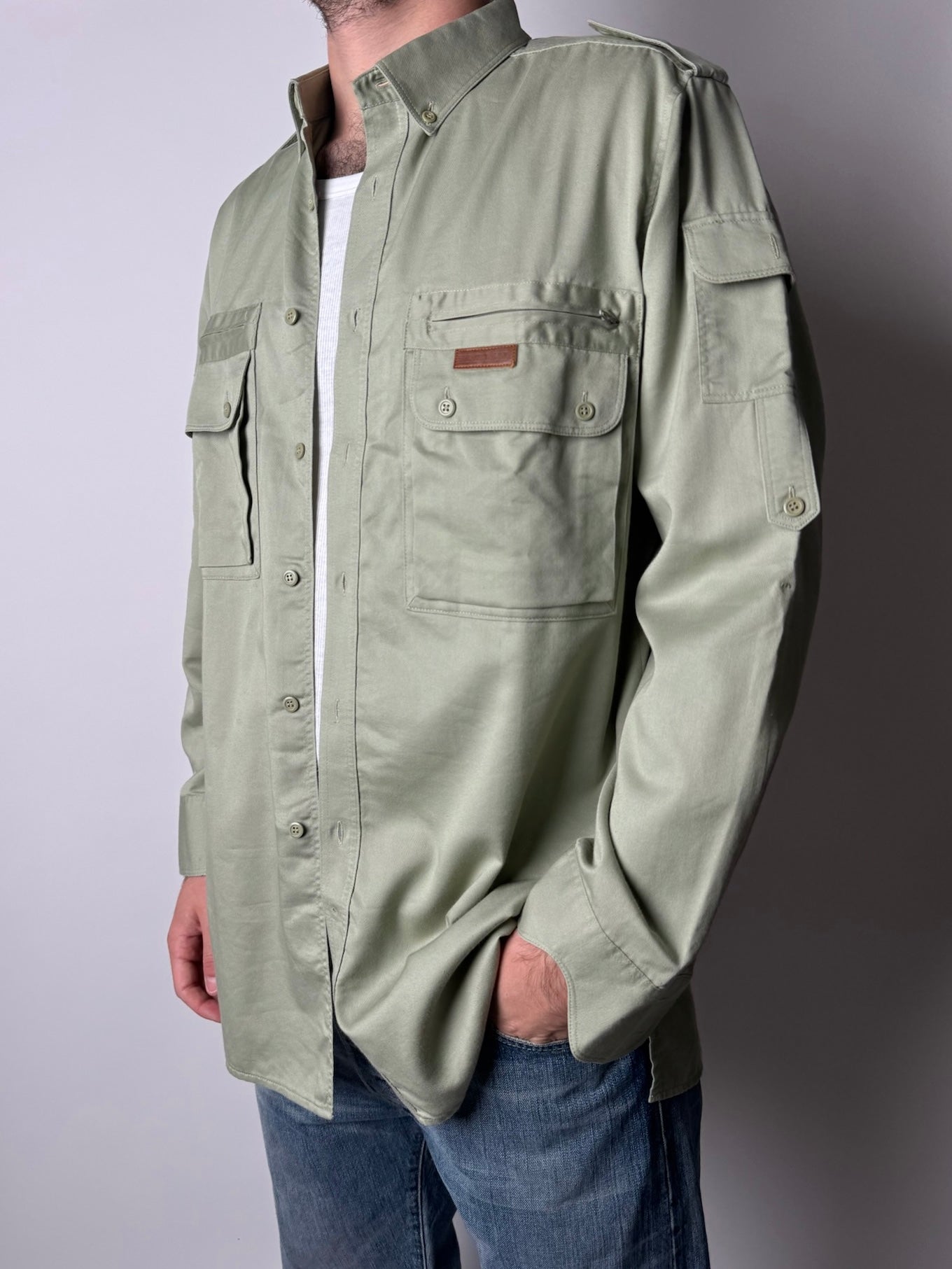 חולצה מכופתרת חאקי (XL)