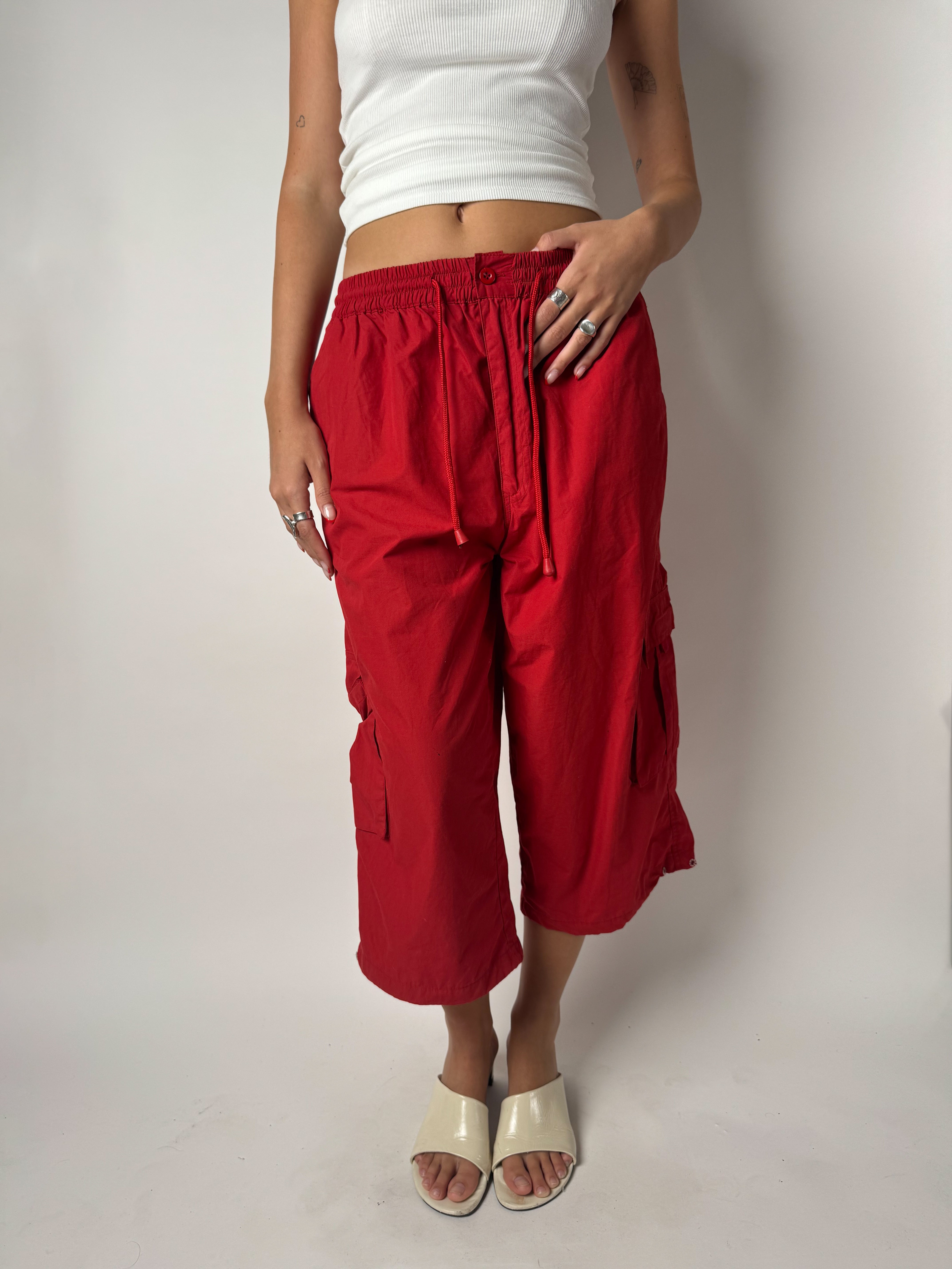 מכנסי דגמ״ח 3/4 אדומים (36-38)