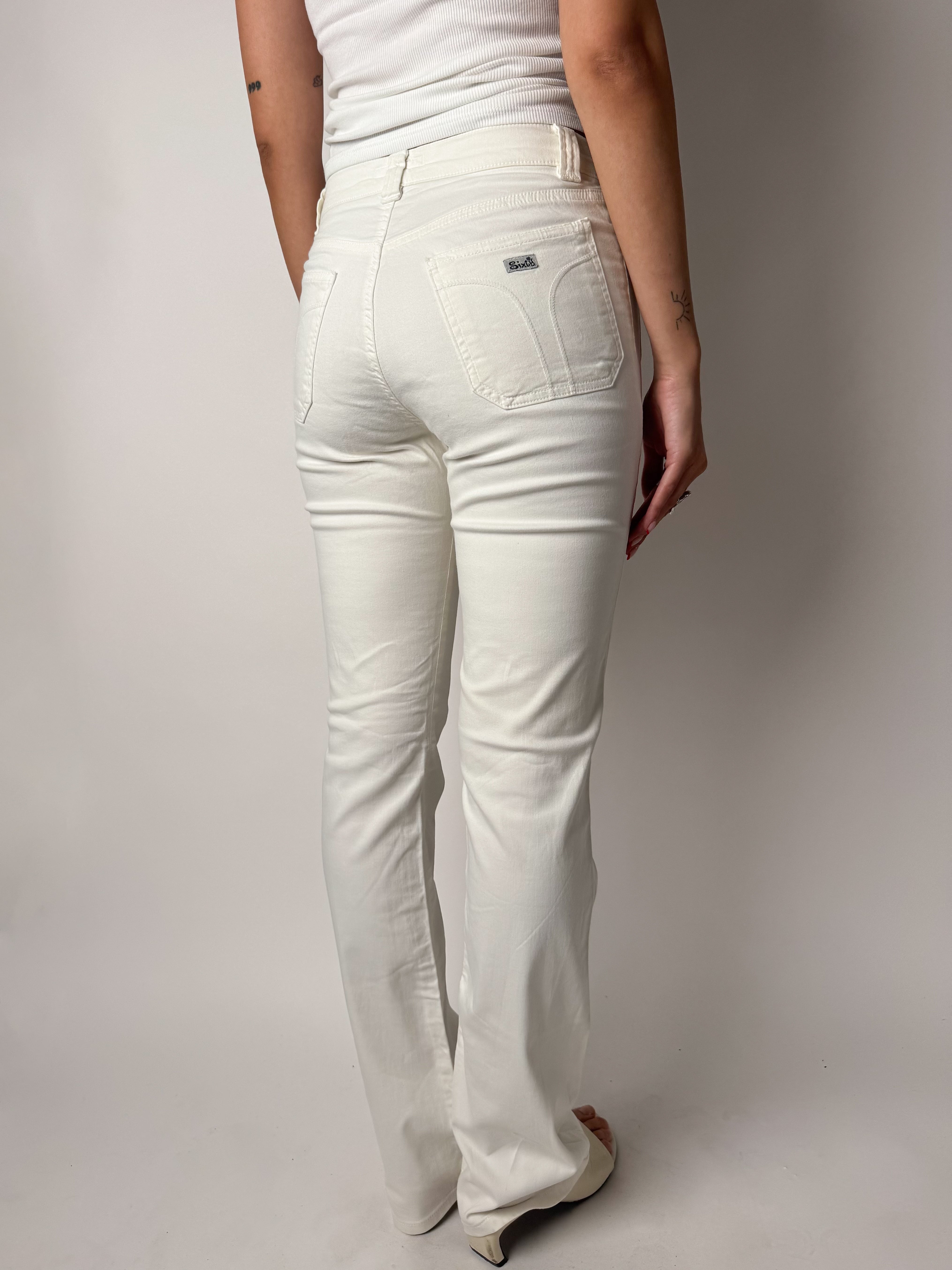 ג׳ינס לבן בגזרה מתרחבת Miss Sixty (36)