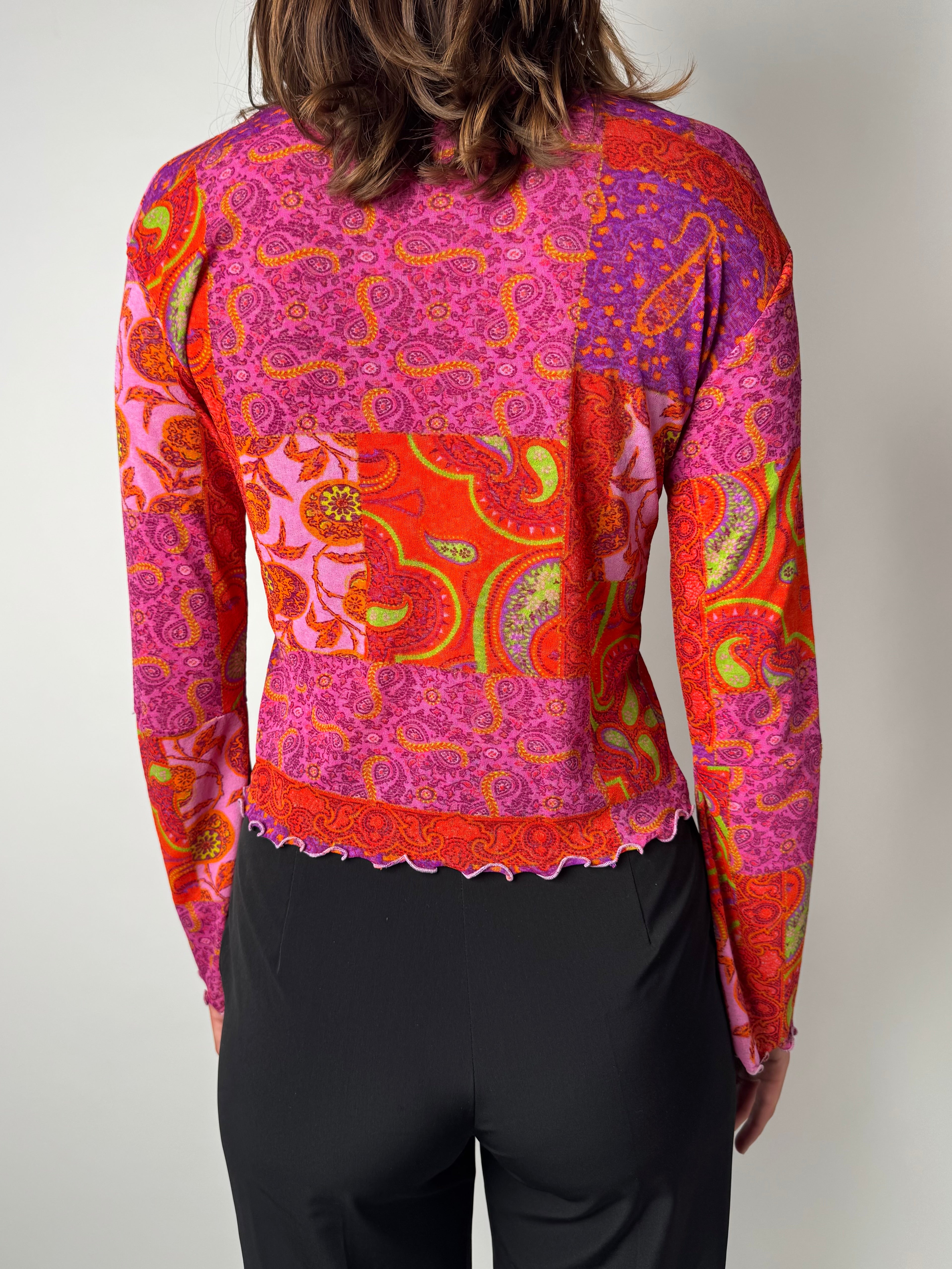 חולצת פייזלי צבעונית (M)