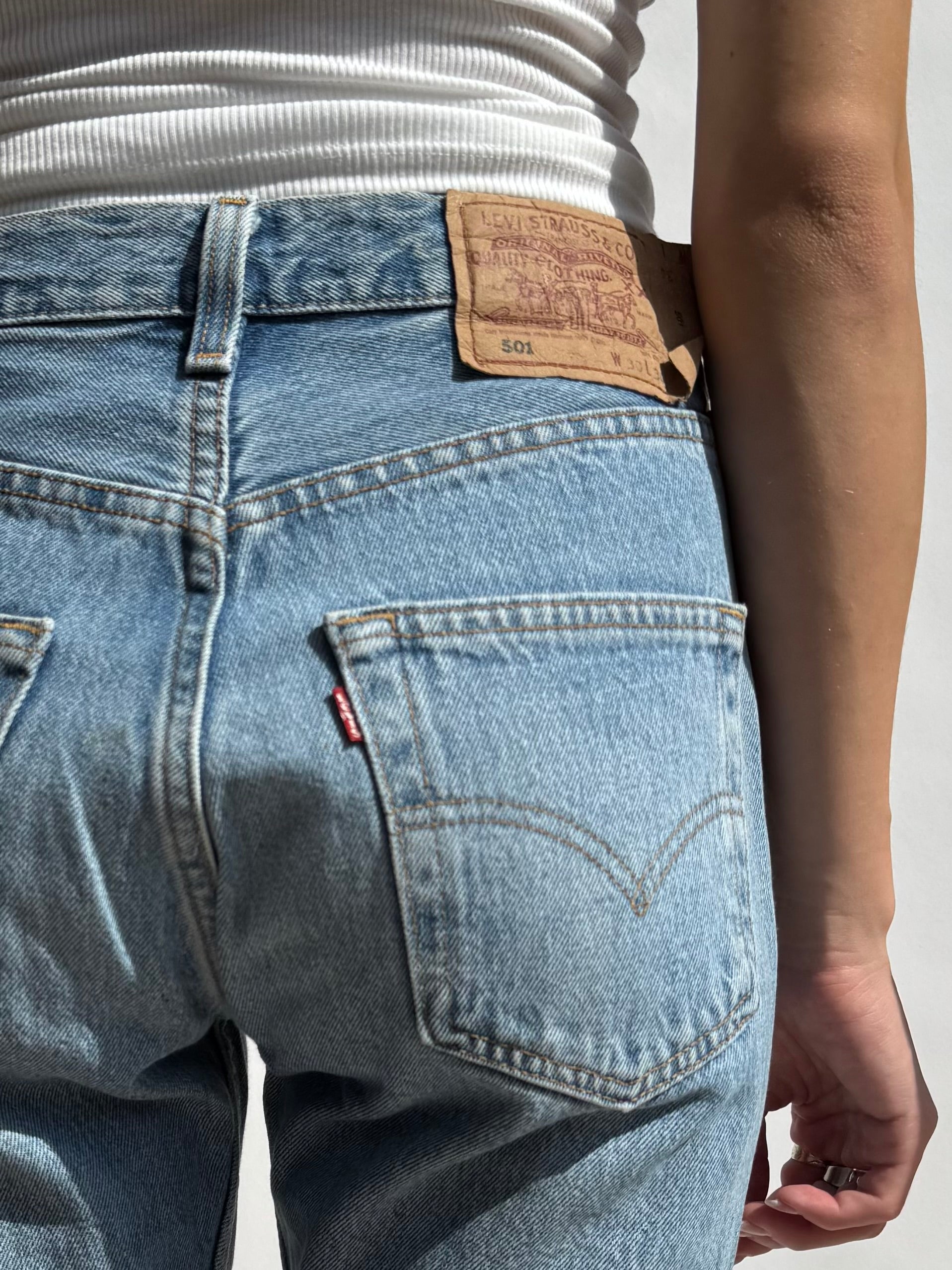 ג׳ינס ברמודה בהיר Levi's (36)