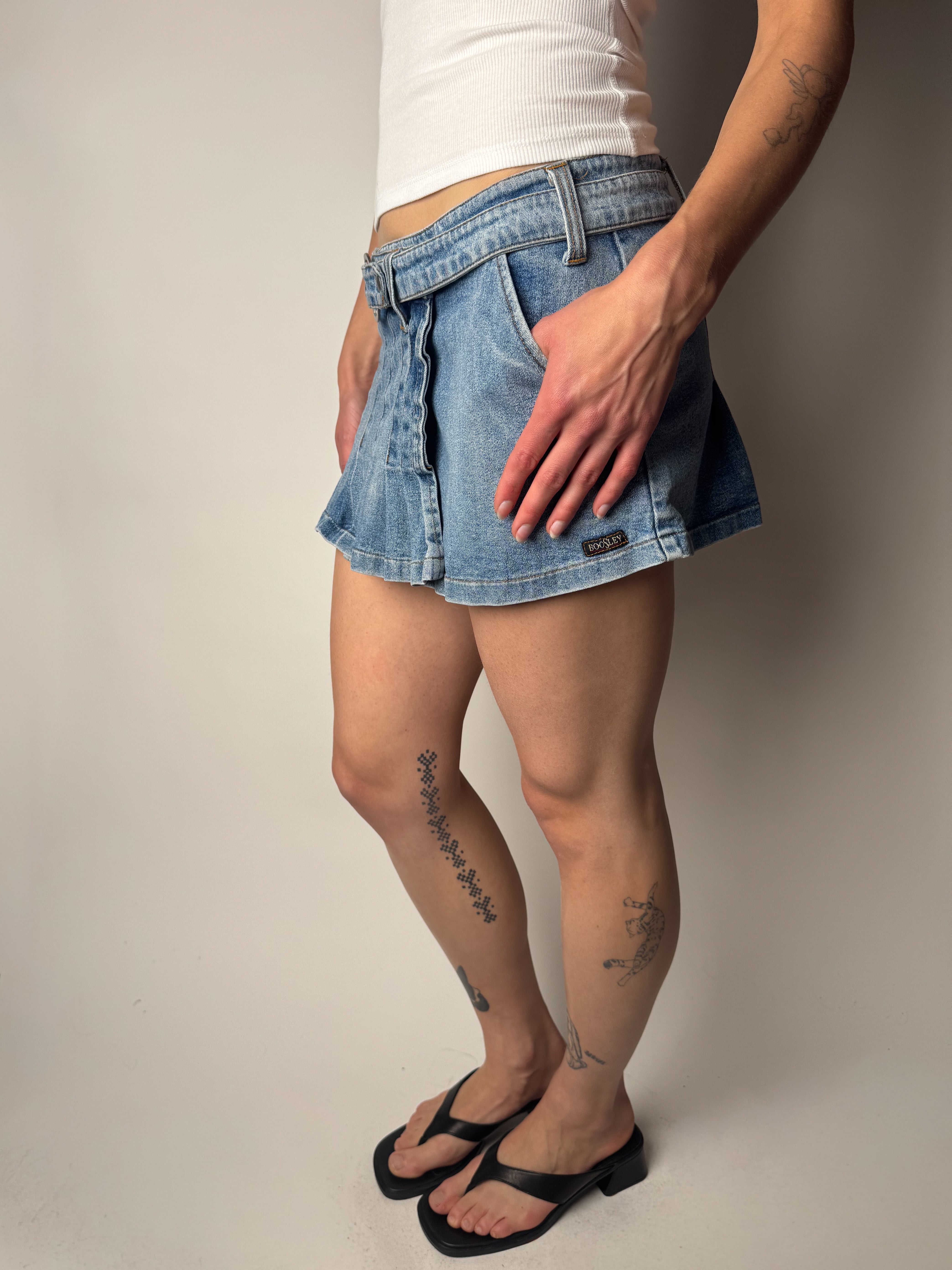 חצאית ג׳ינס מיני קפלים (38)