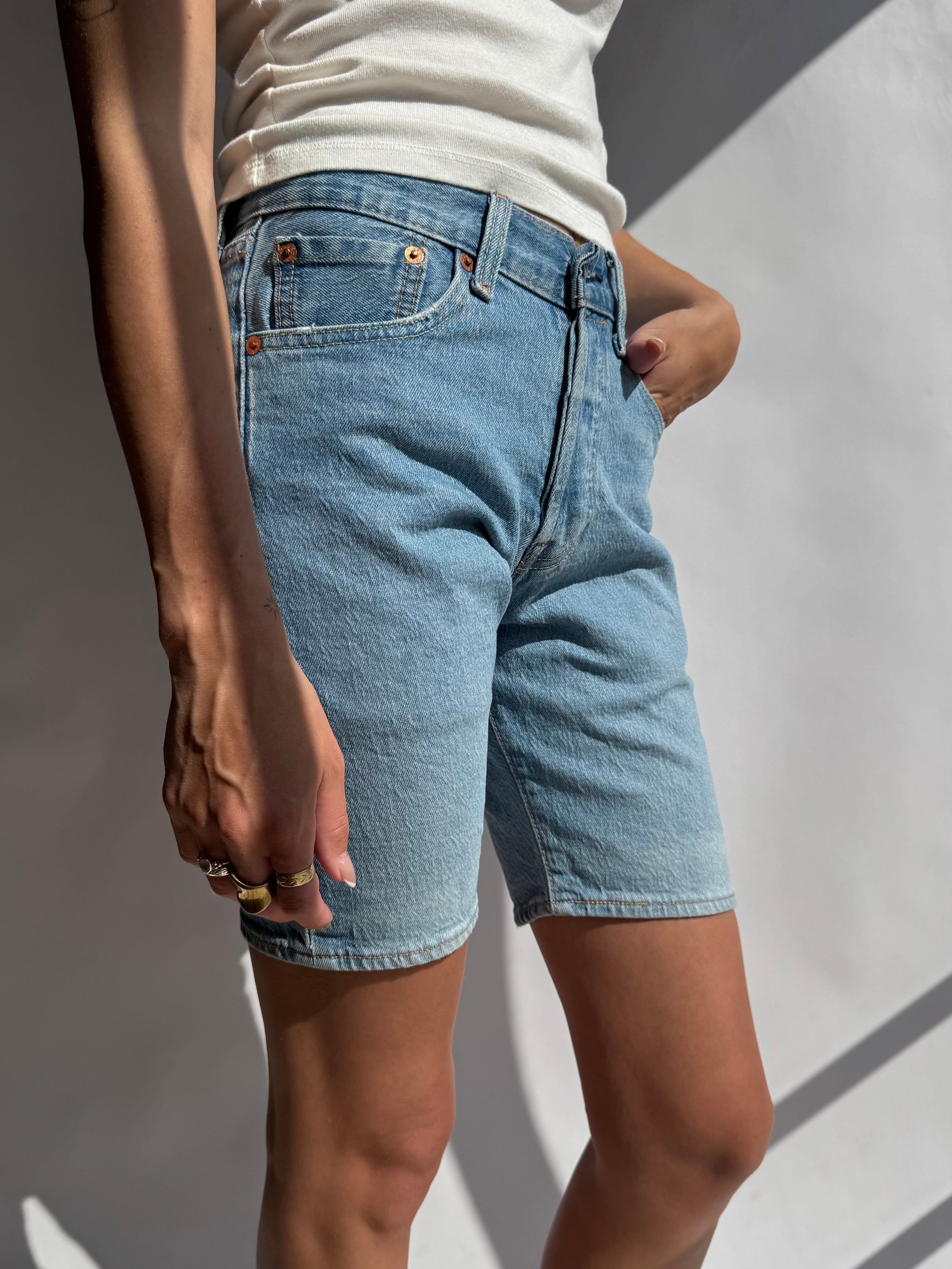 ג׳ינס ברמודה בהיר Levi's (36)