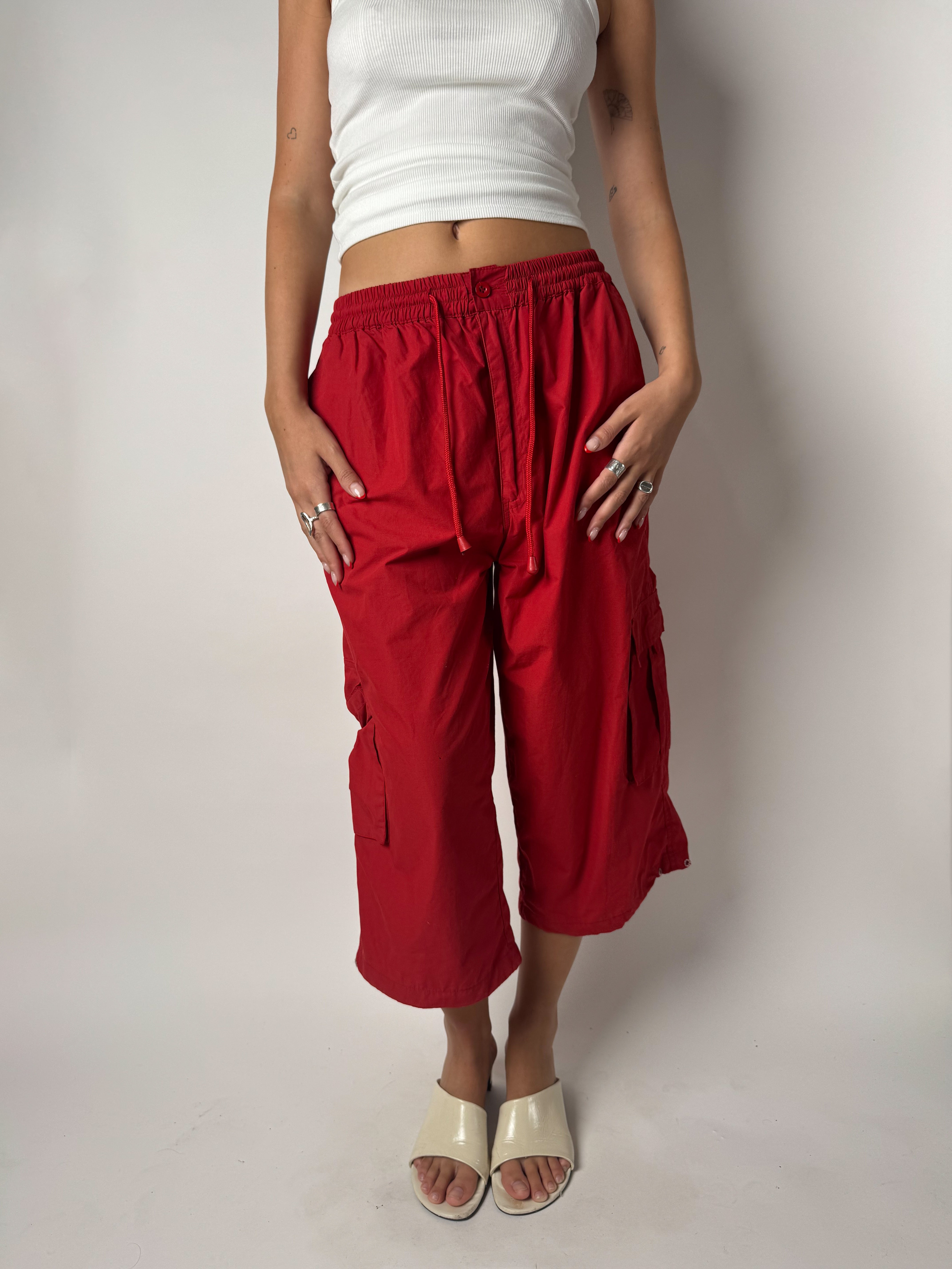 מכנסי דגמ״ח 3/4 אדומים (36-38)