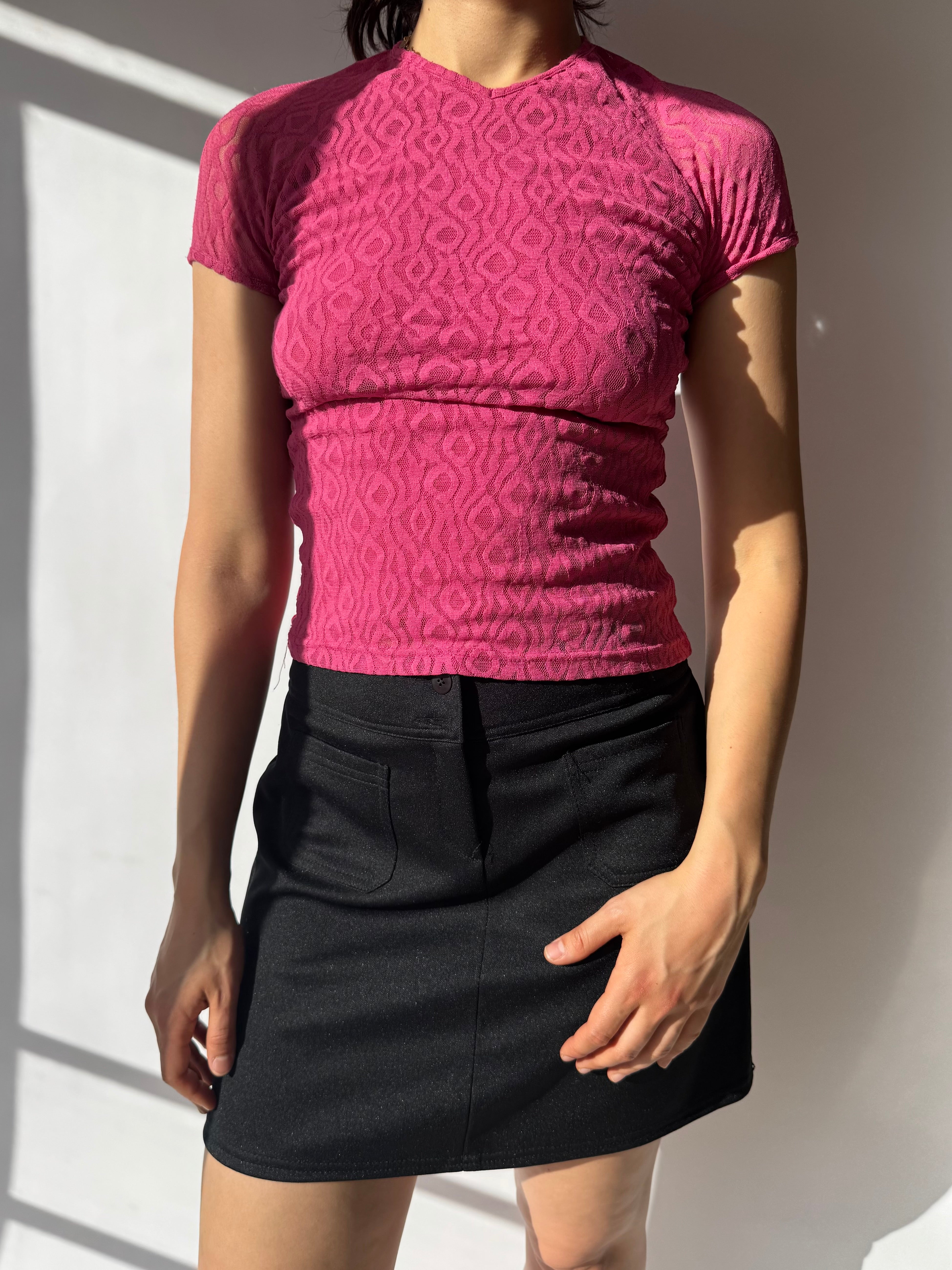 חולצת תחרה ורודה Guess (S)