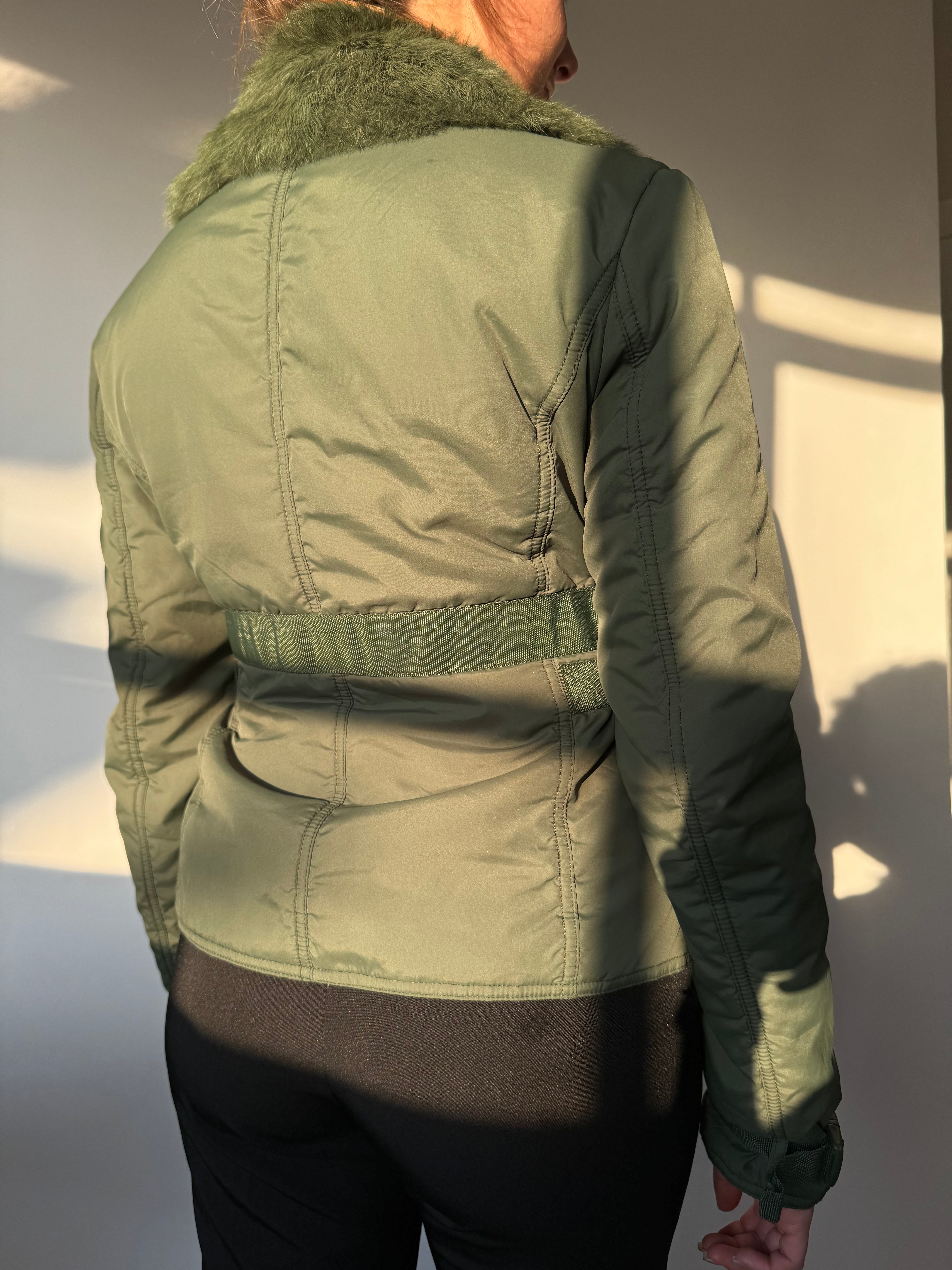 מעיל פוף בשילוב פרווה (M)