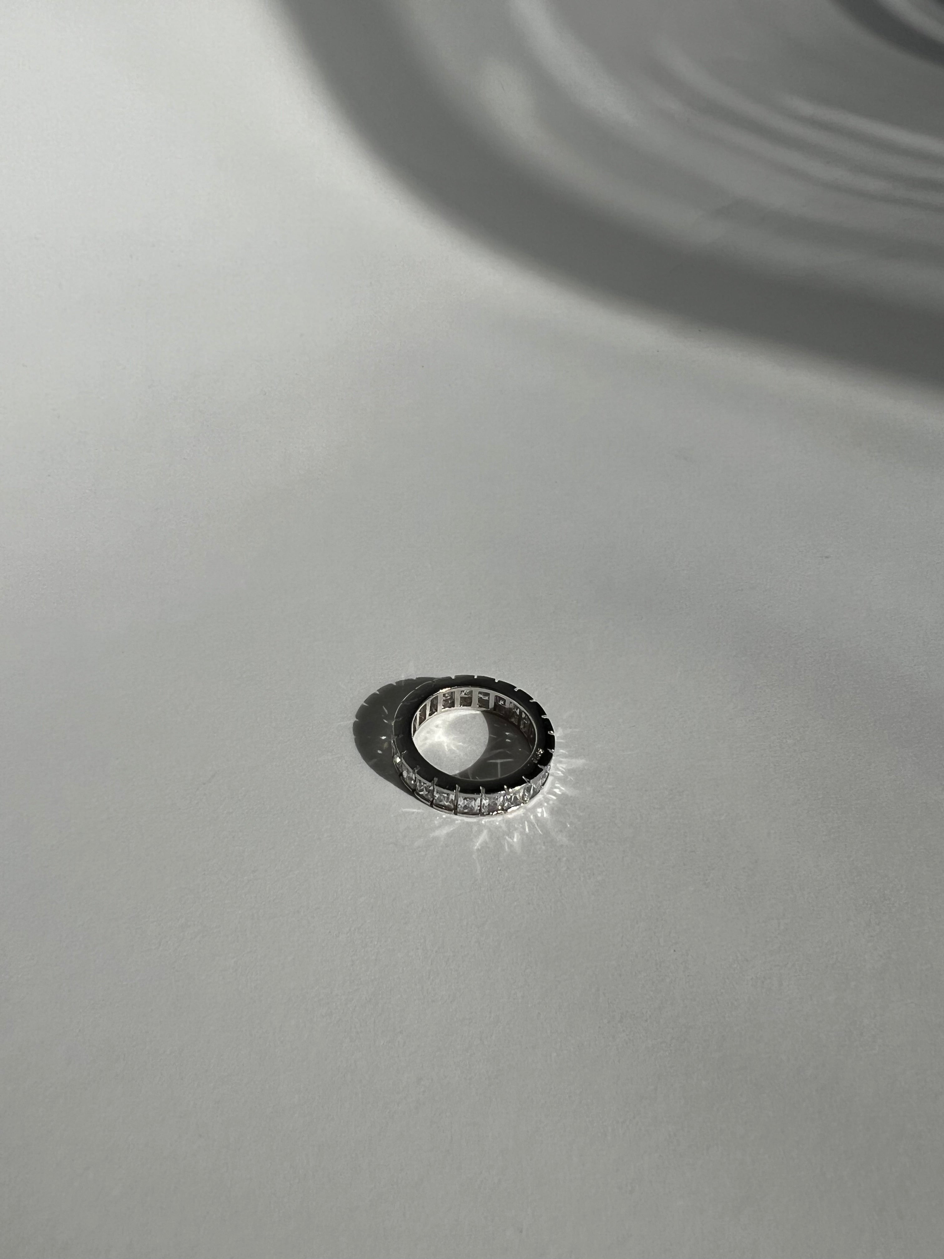 טבעת כסף 925 בשילוב זרקונים (7.25 US)