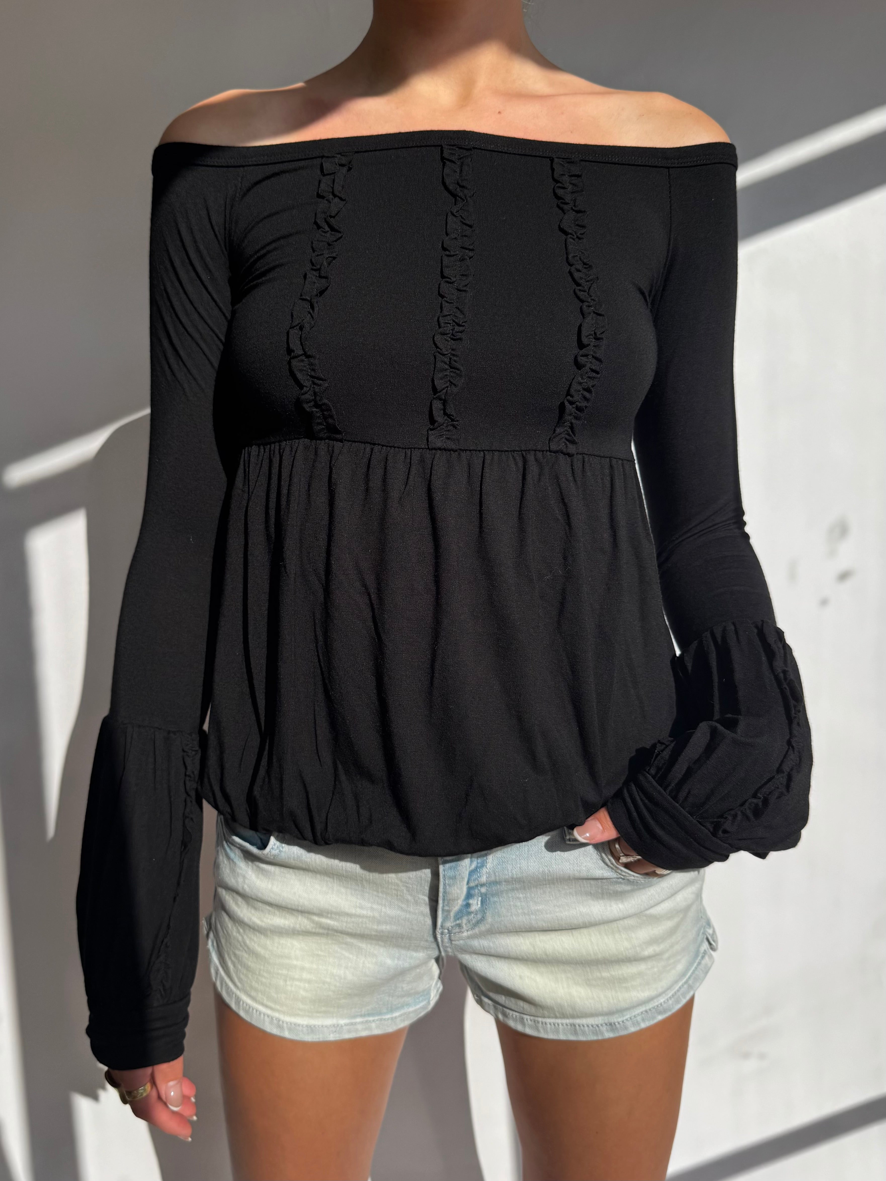 חולצת אוף שולדרס (S)