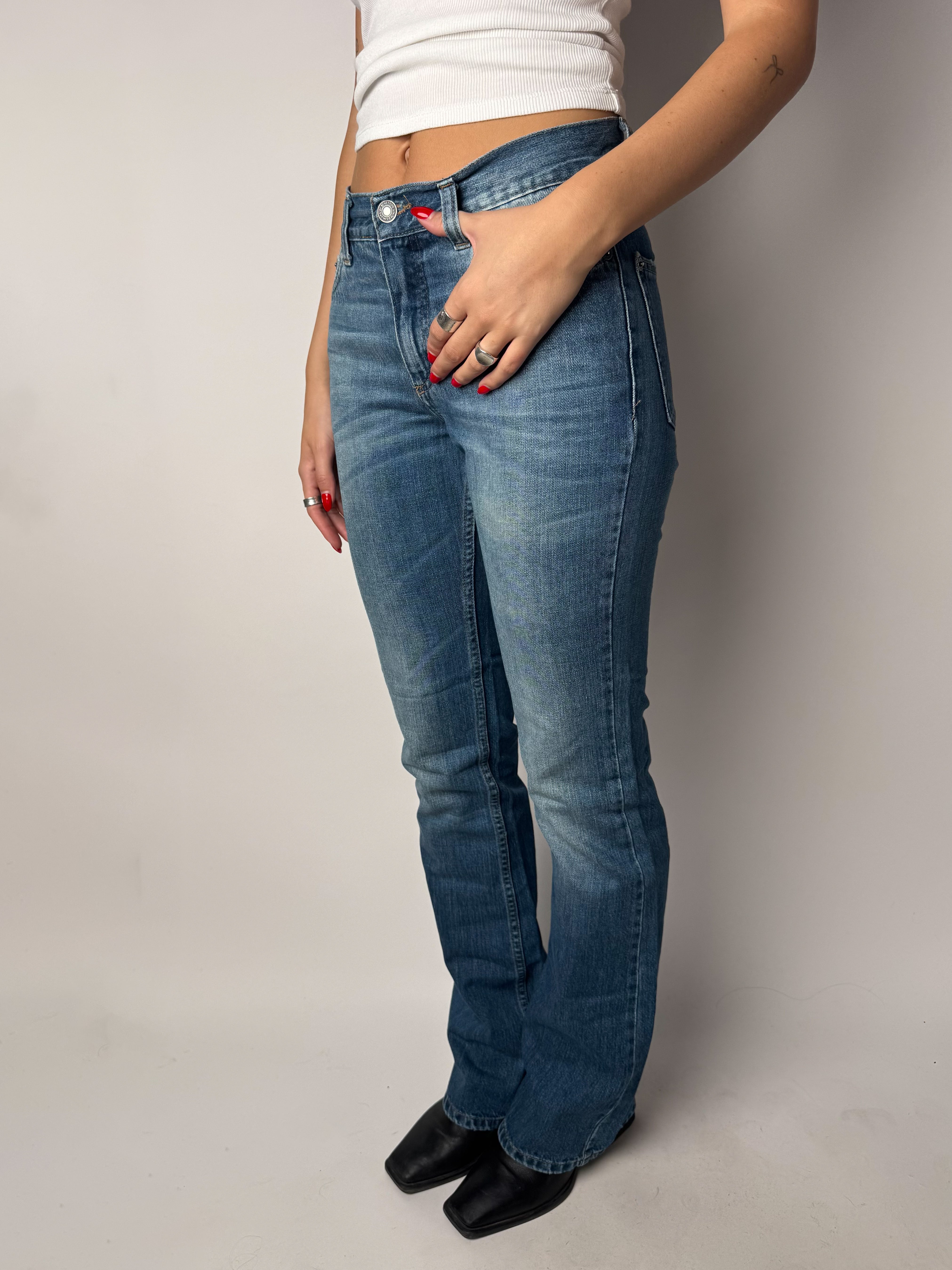 ג׳ינס בגזרה מתרחבת Benetton (34)