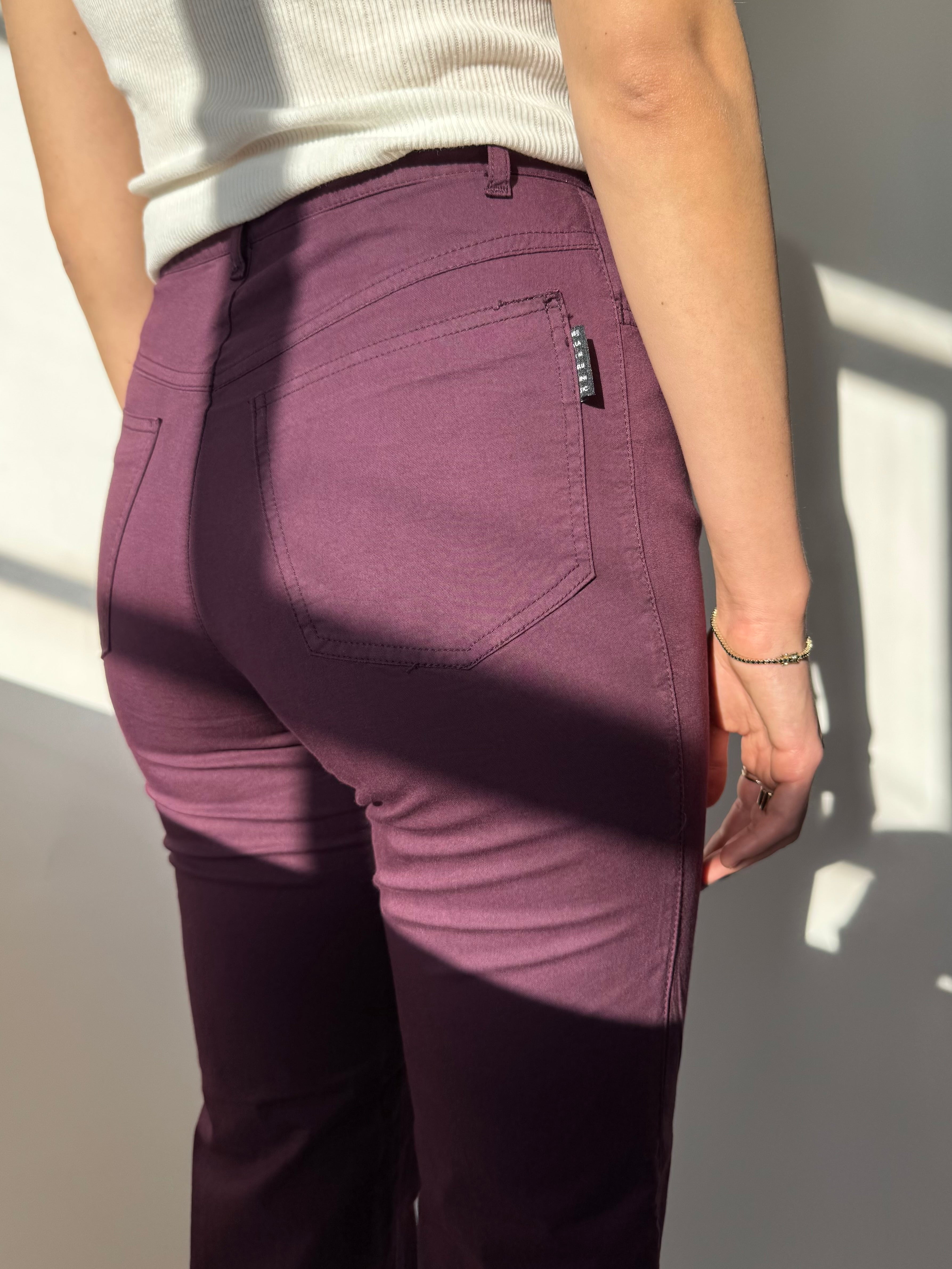 מכנסיים סגולים בגזרה גבוהה (34-36)