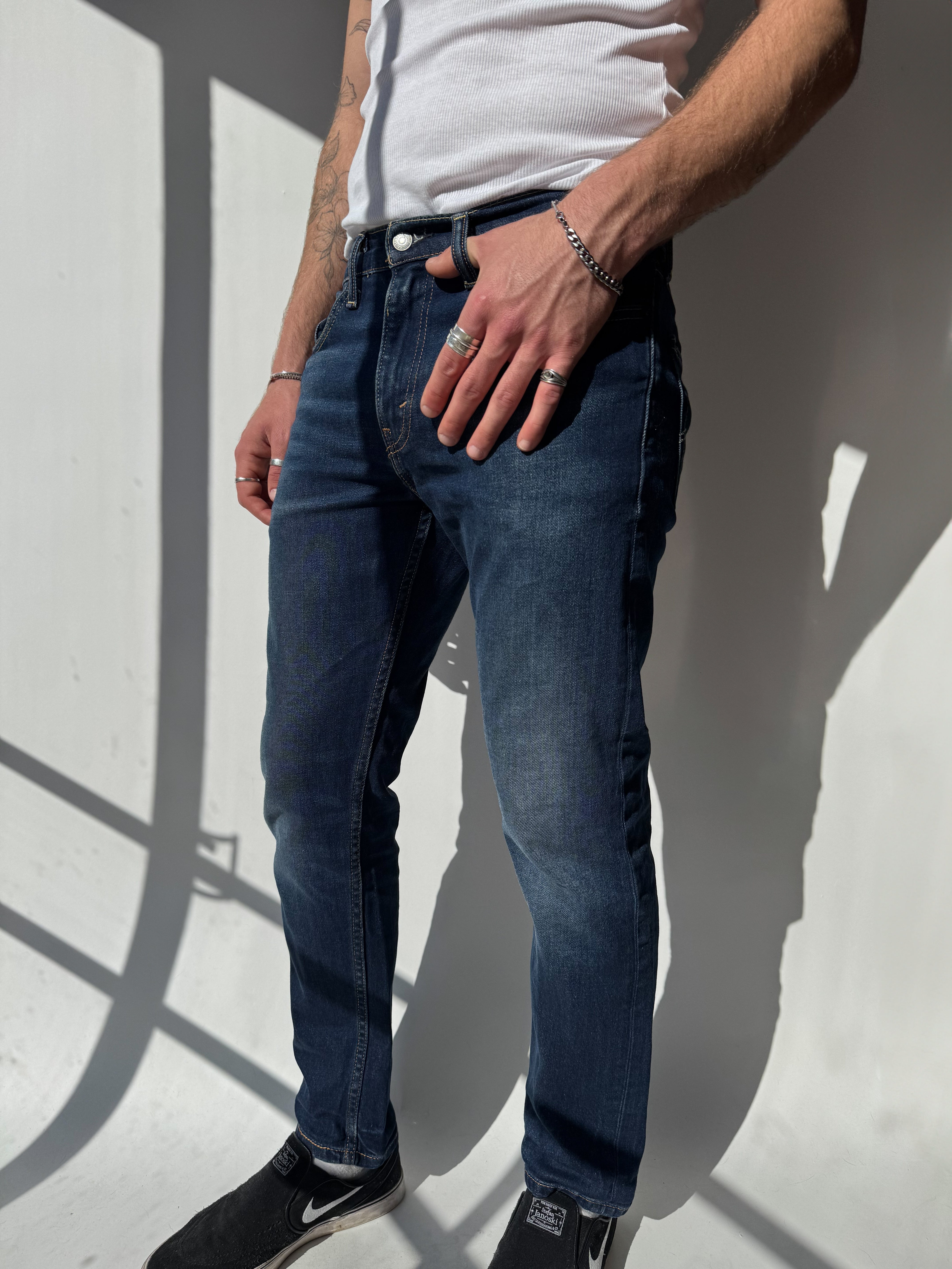 ג׳ינס בגזרת סלים Levi's (40)