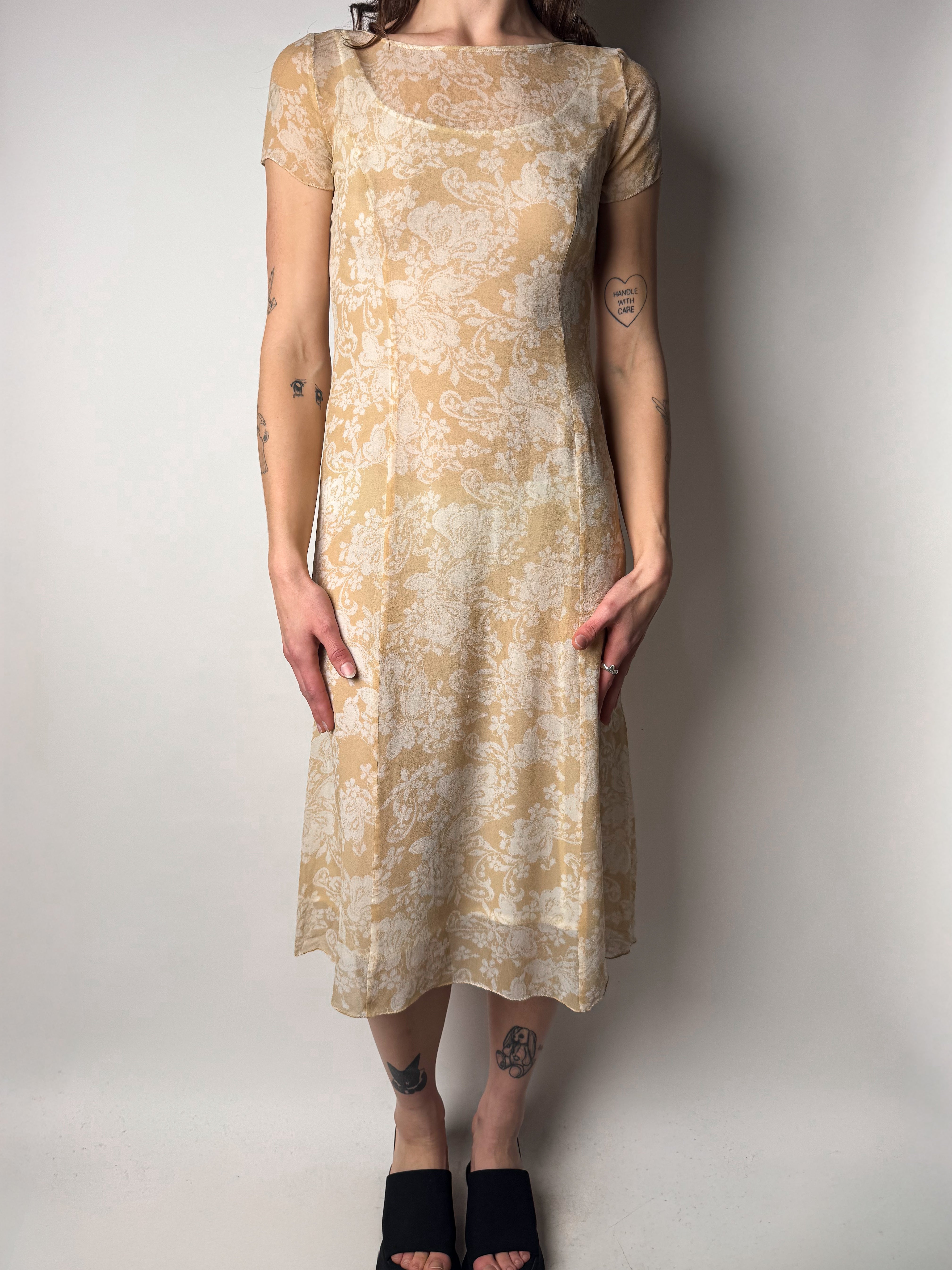 שמלת משי פרחונית (S)