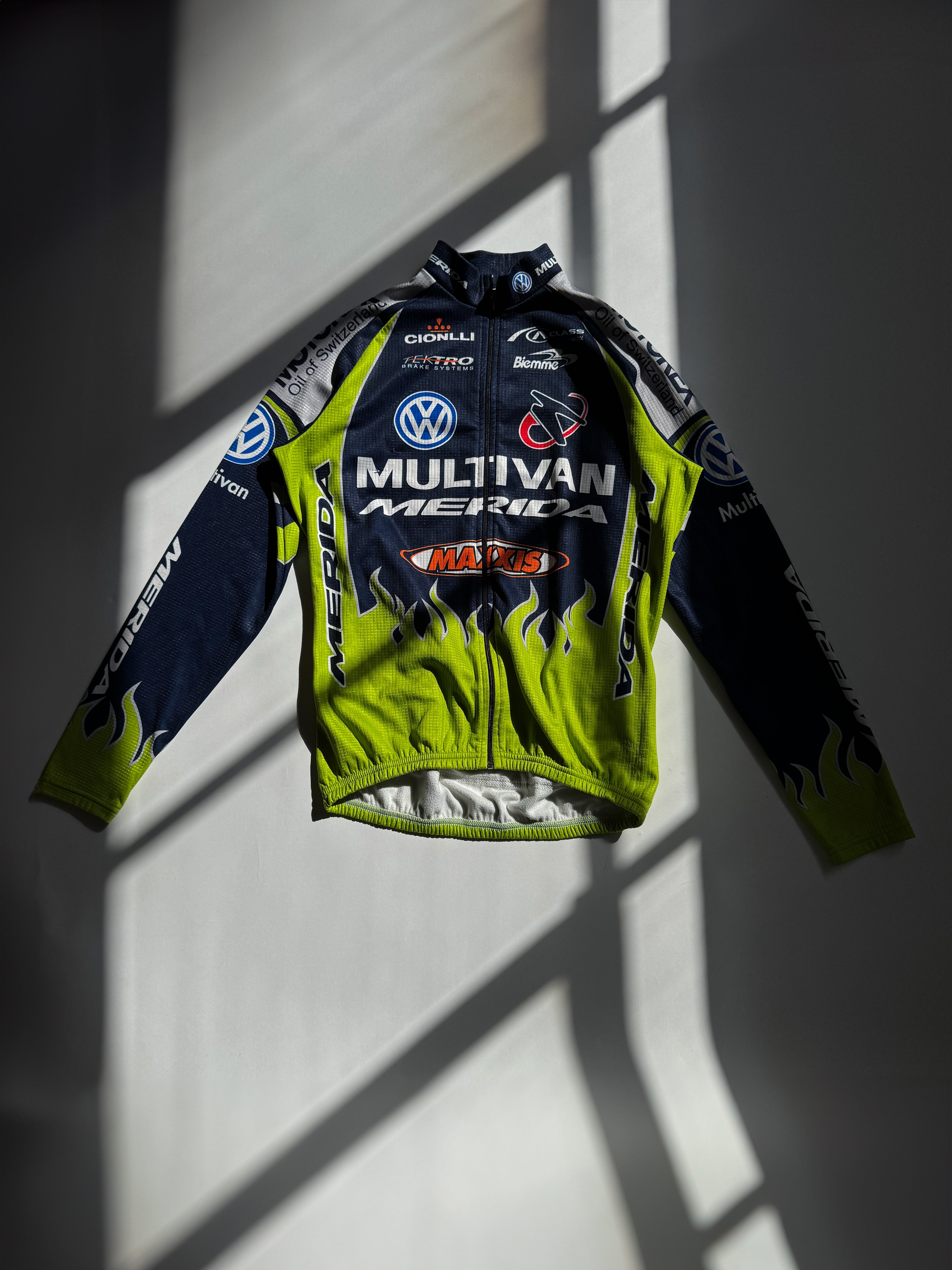 חולצה רכיבת אופניים (M)