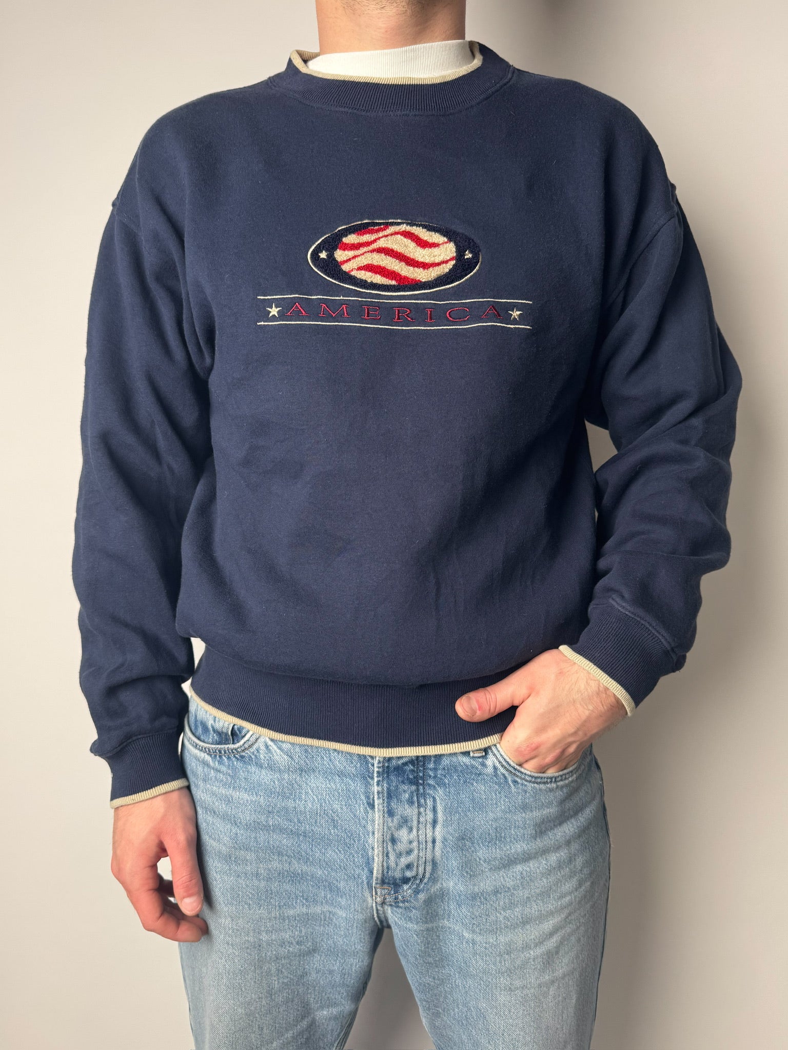 סווטשרט כחול כהה אמריקה (M)