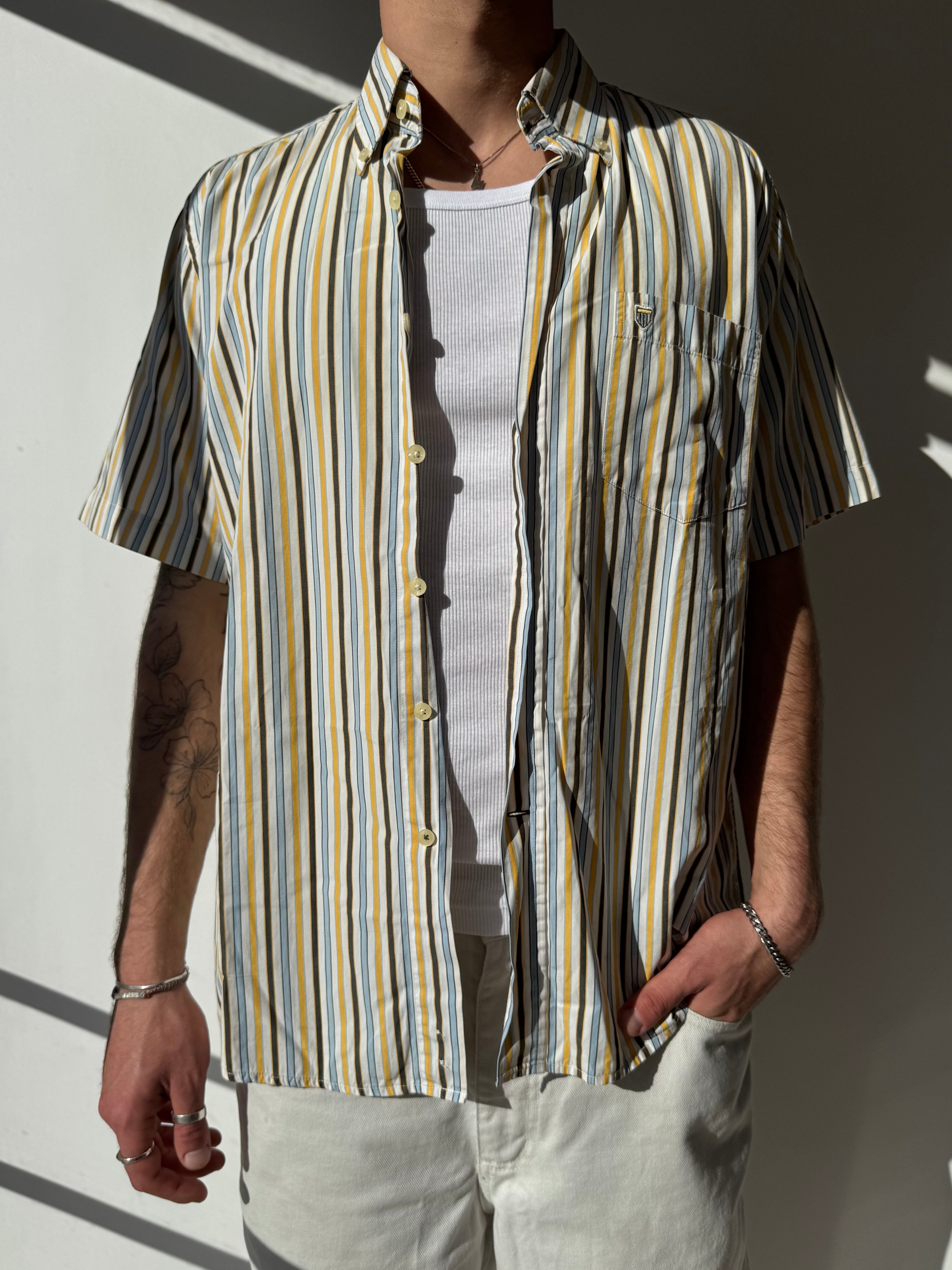 חולצת פסים מכופתרת (L)