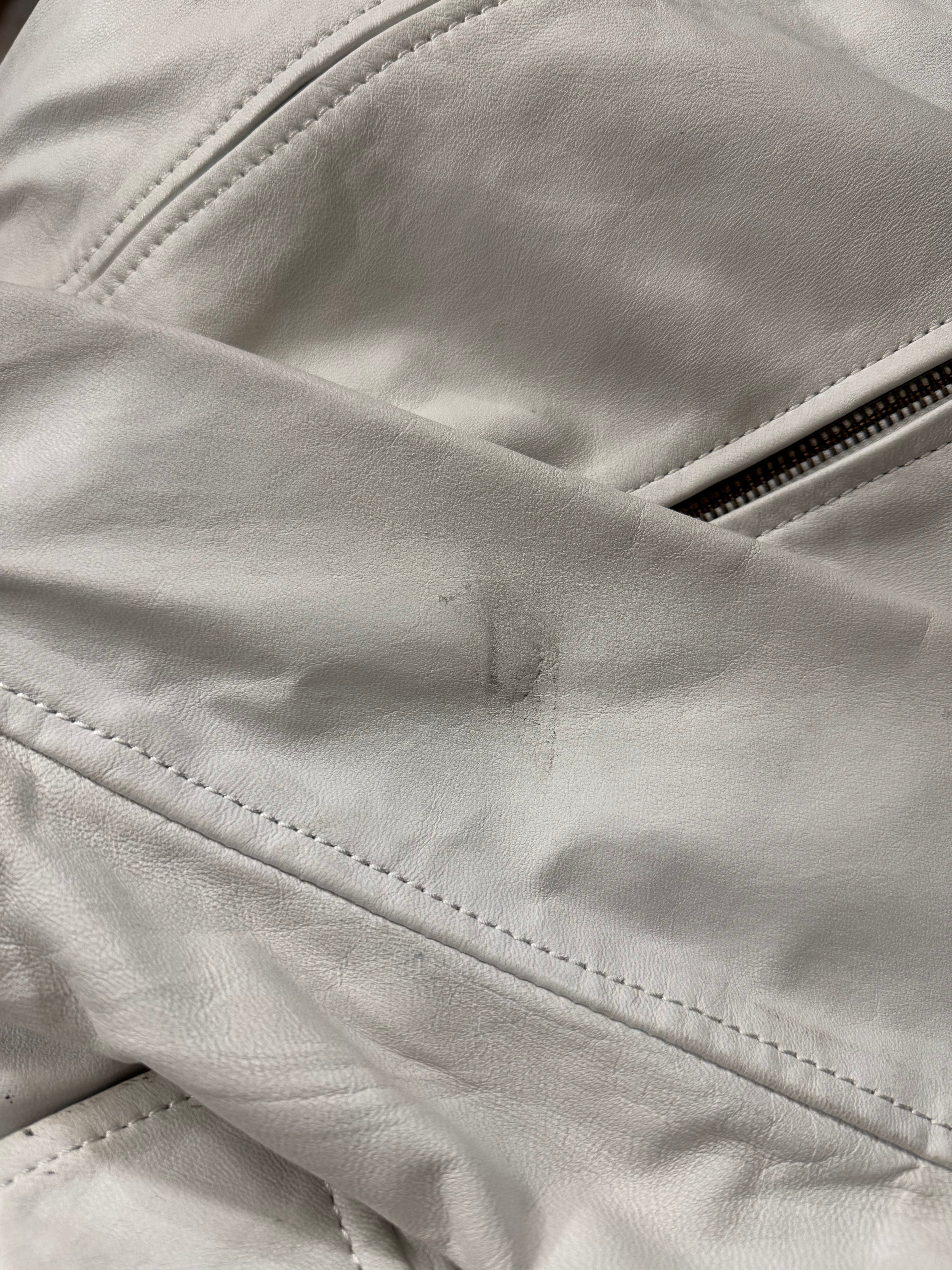 מעיל עור לבן (M)