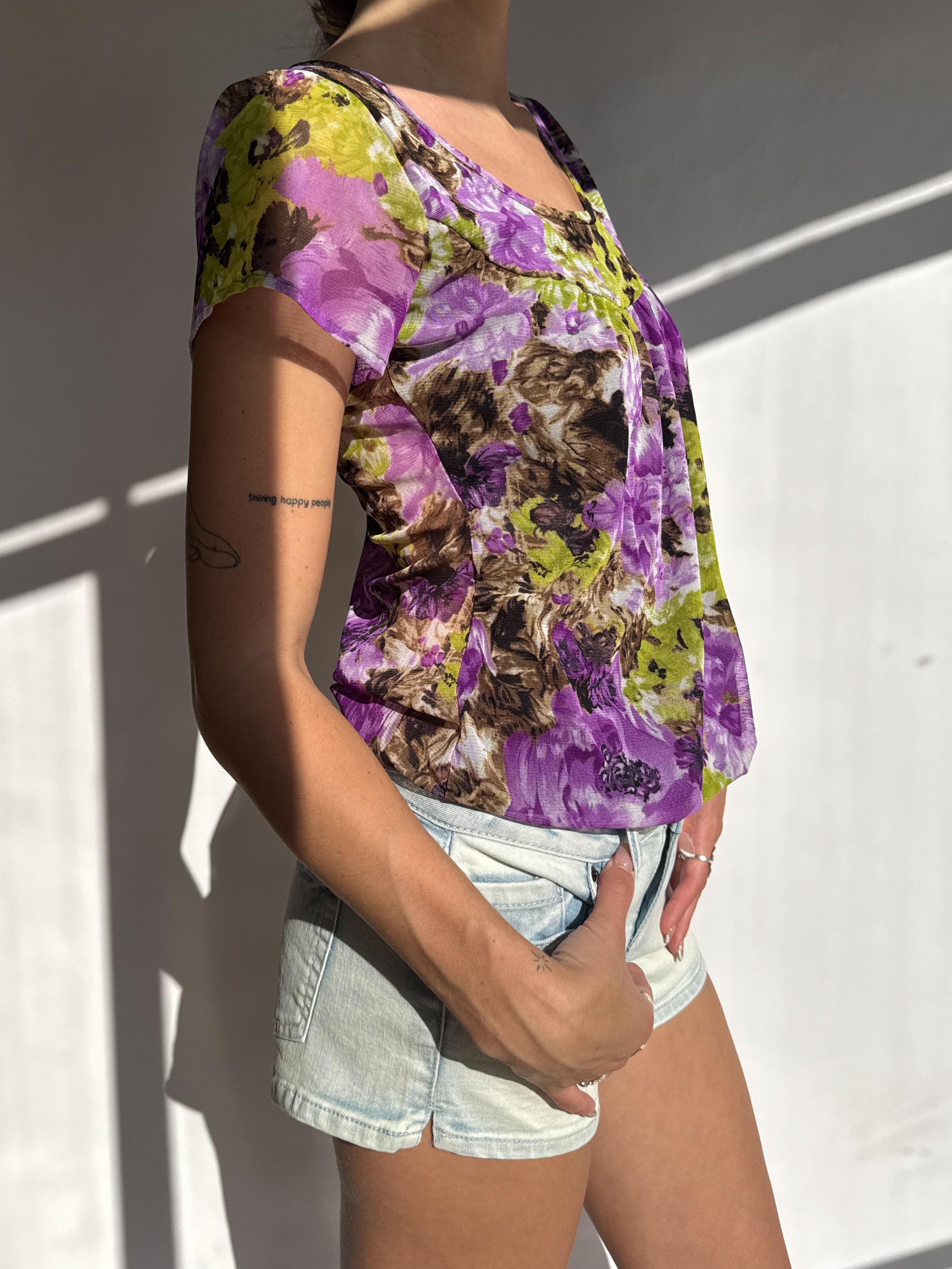 חולצת מש פרחונית (M)