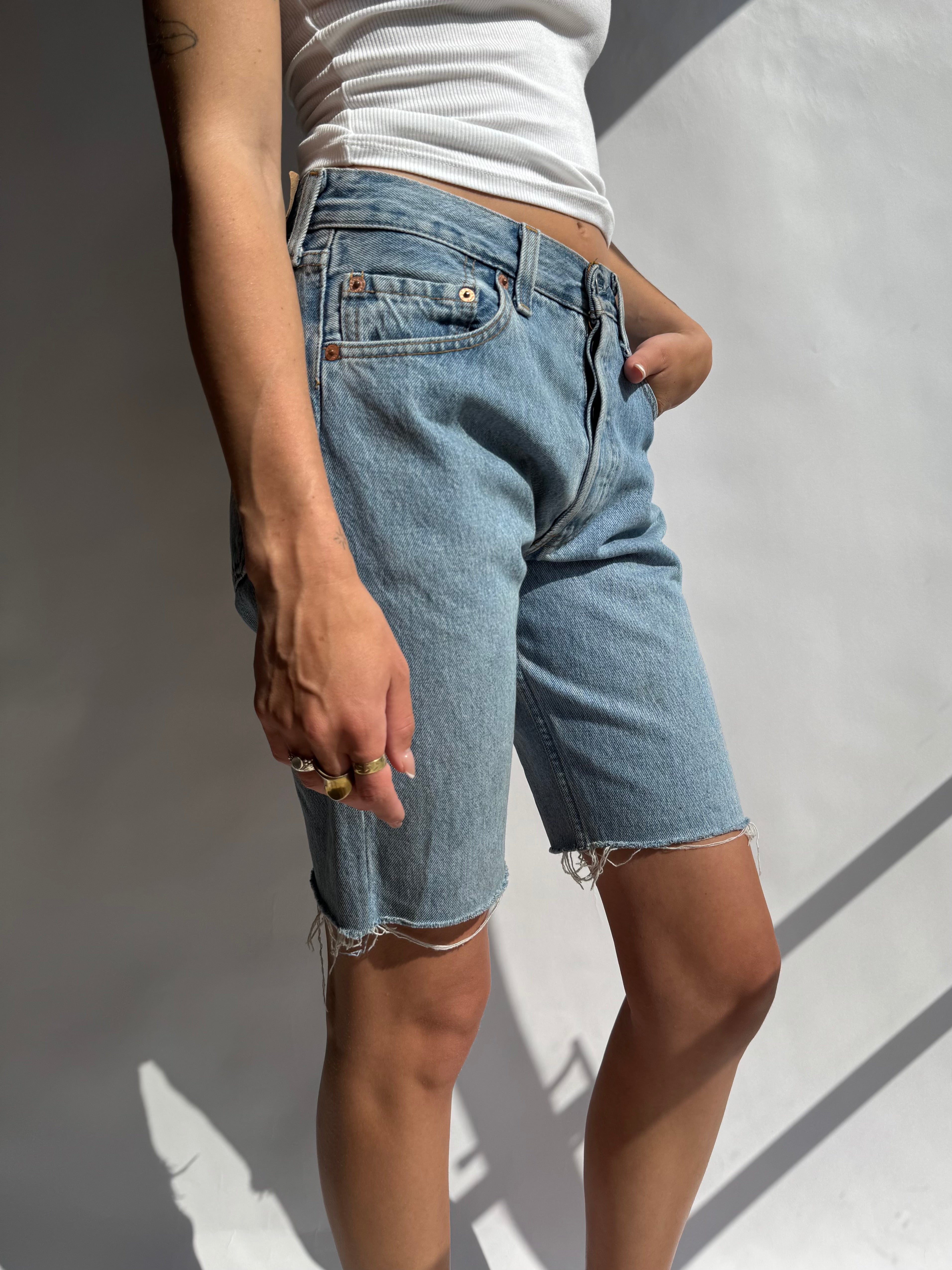 ג׳ינס ברמודה בהיר Levi's (36)