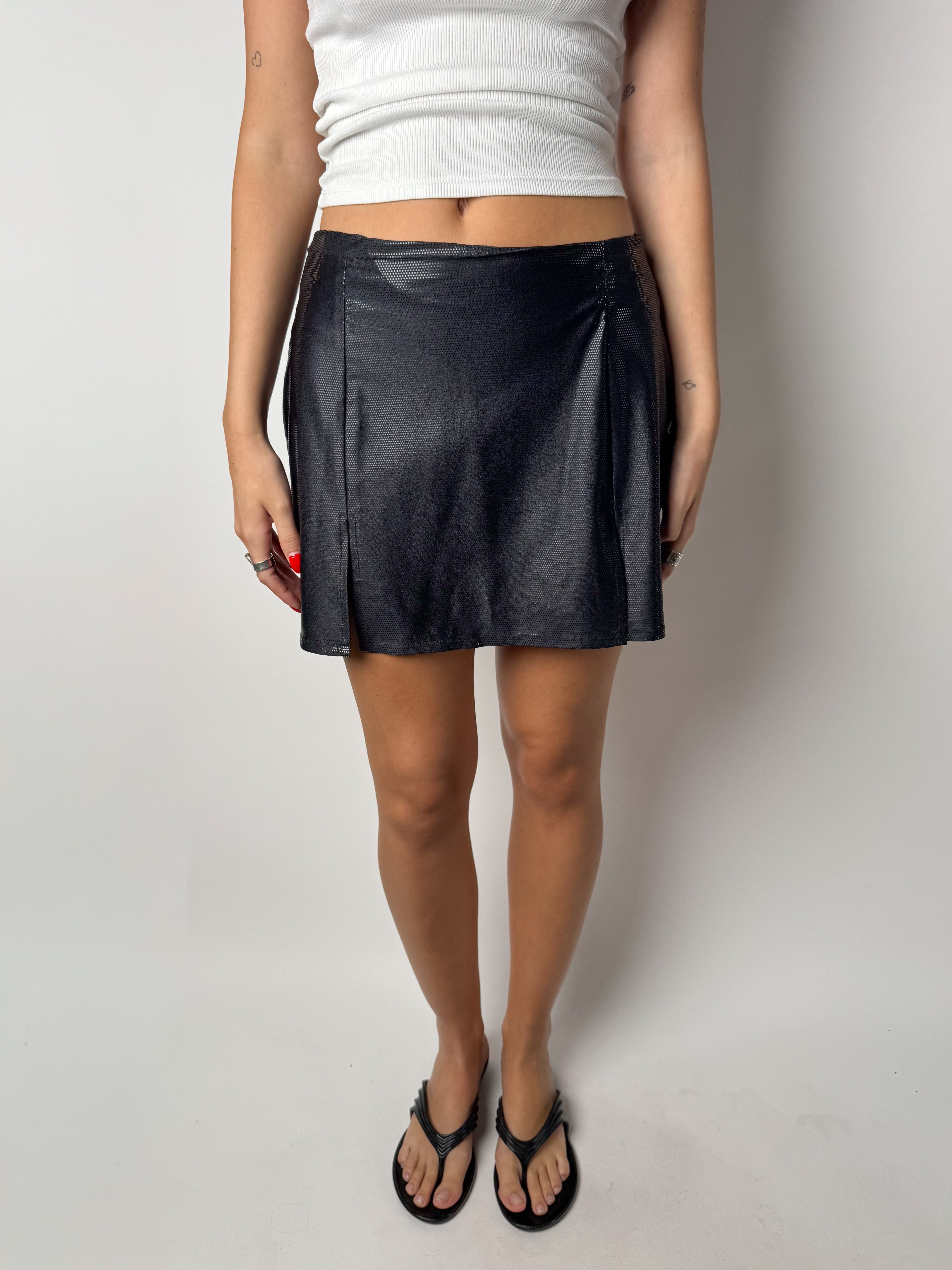 חצאית מיני שחורה (36)