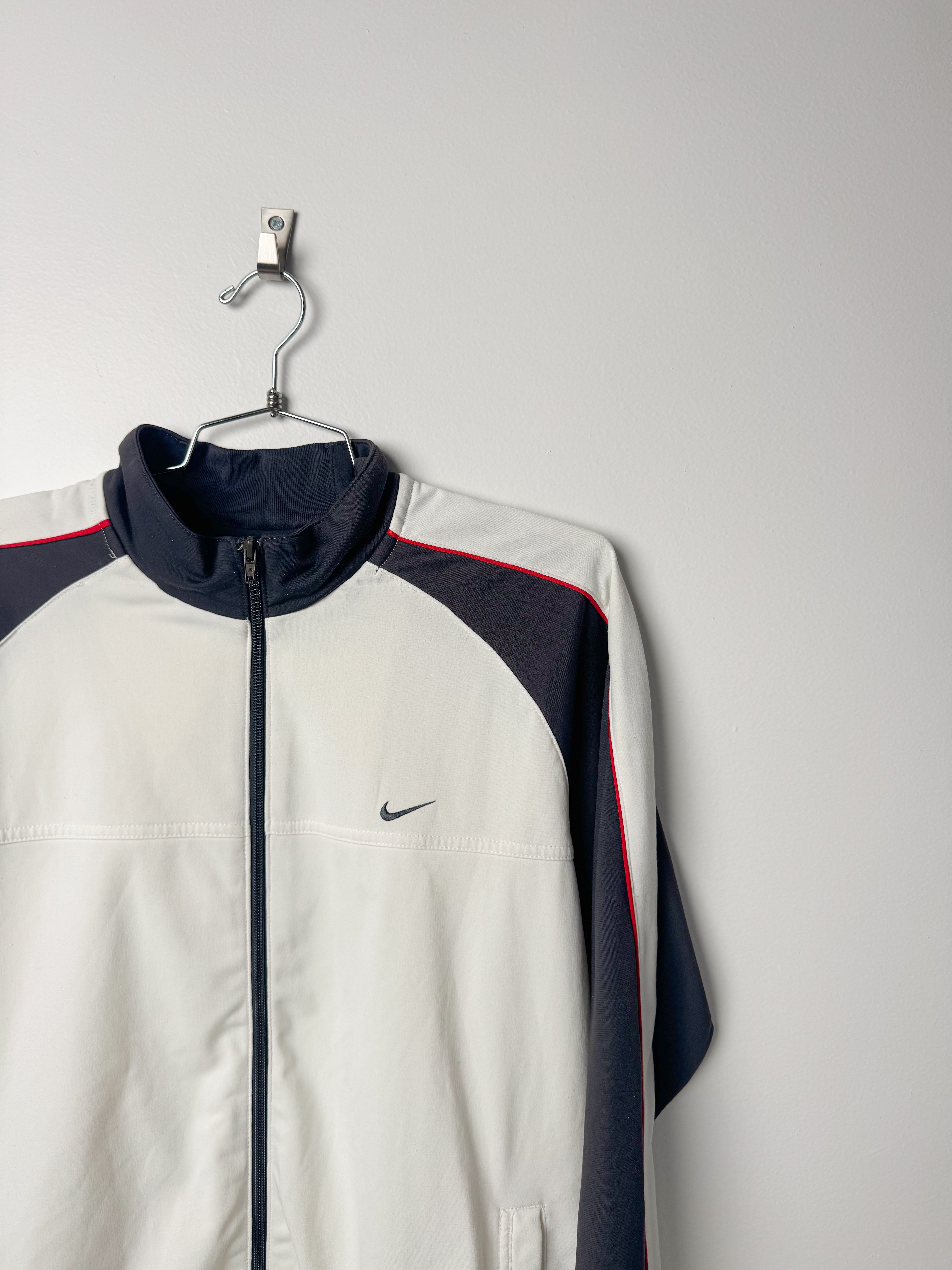 ג׳קט ספורט Nike (L)