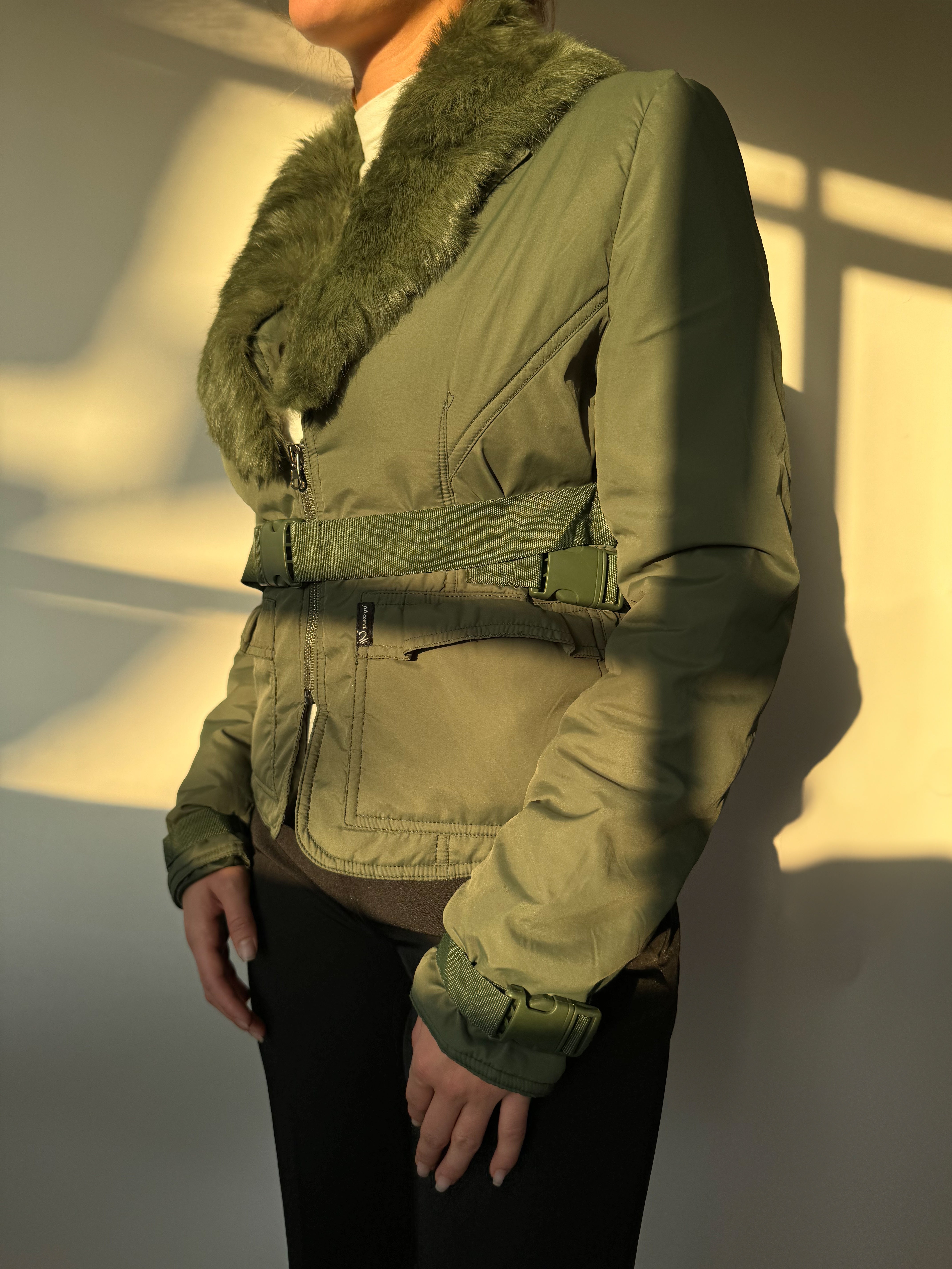 מעיל פוף בשילוב פרווה (M)