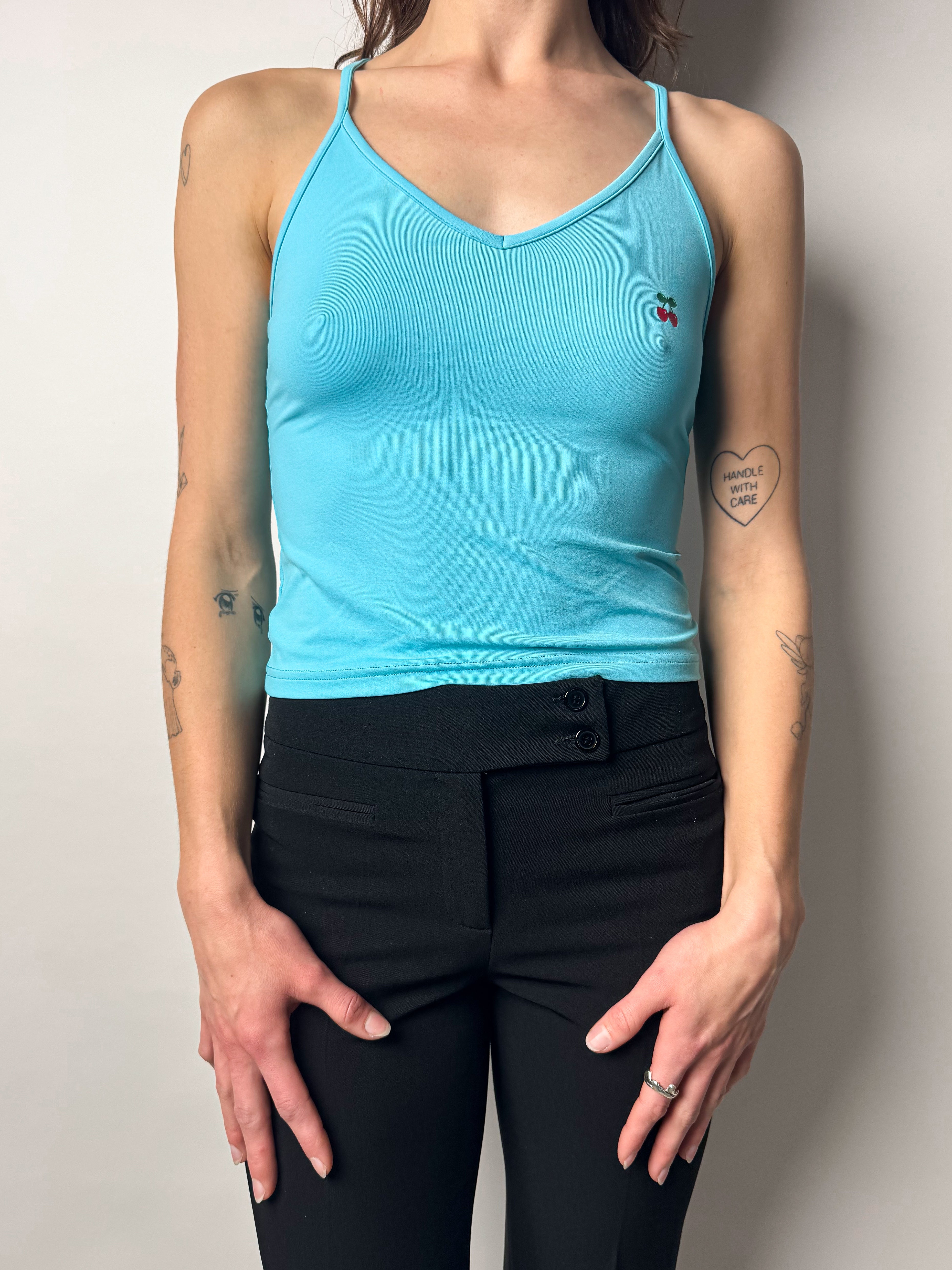 גופיה תכלת דובדבן (M)