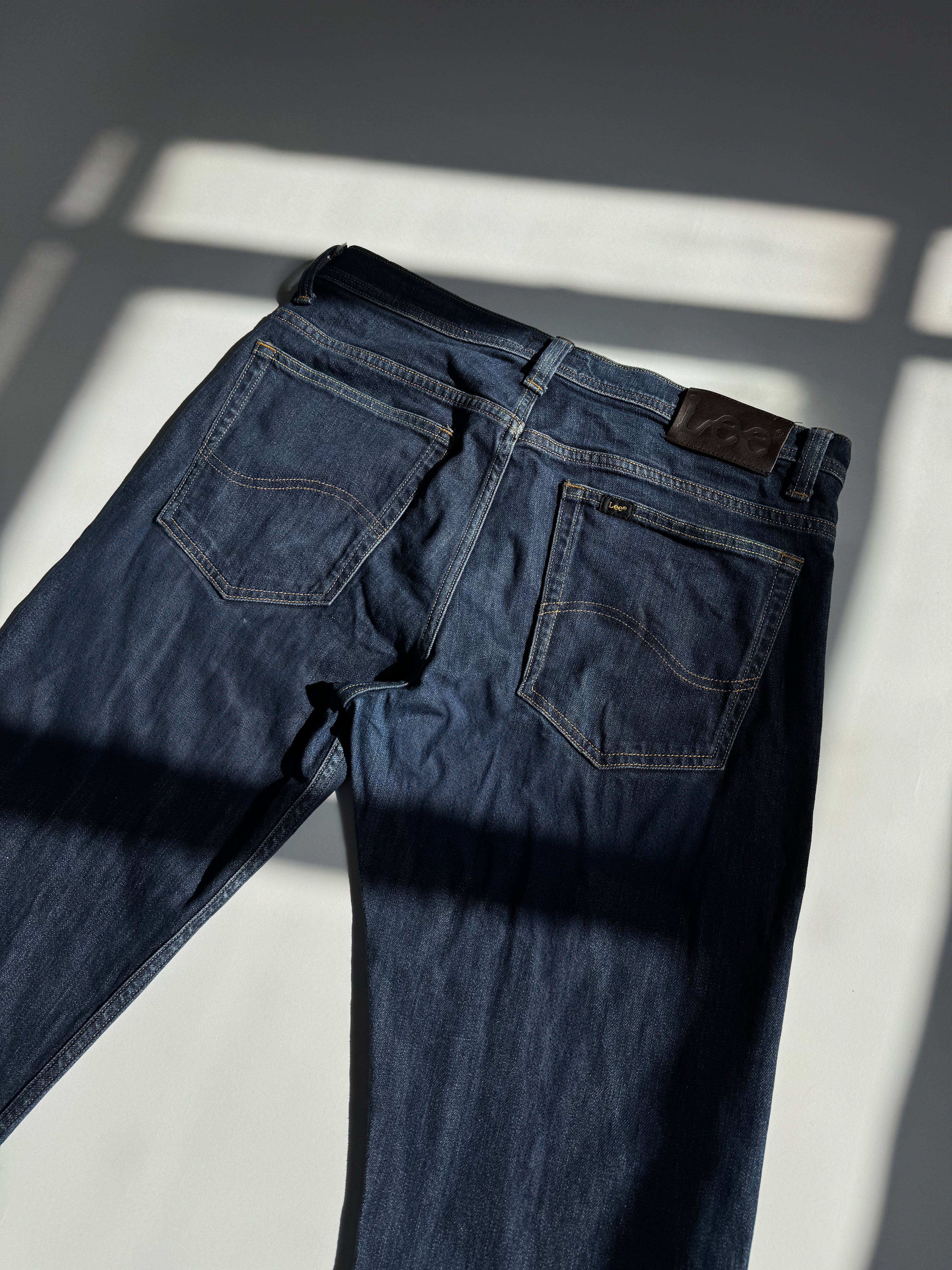 ג׳ינס כהה Lee (42)