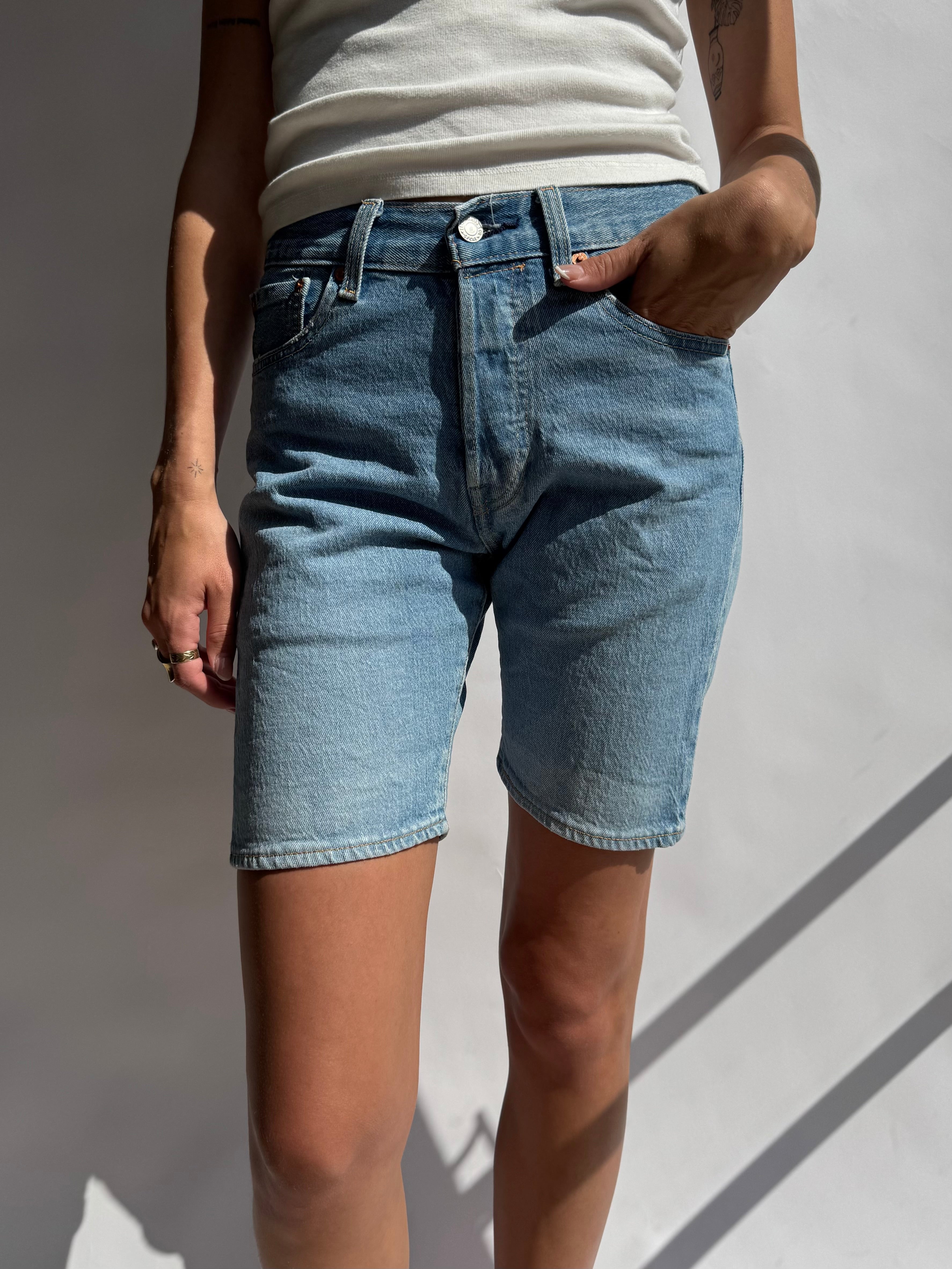 ג׳ינס ברמודה בהיר Levi's (36)