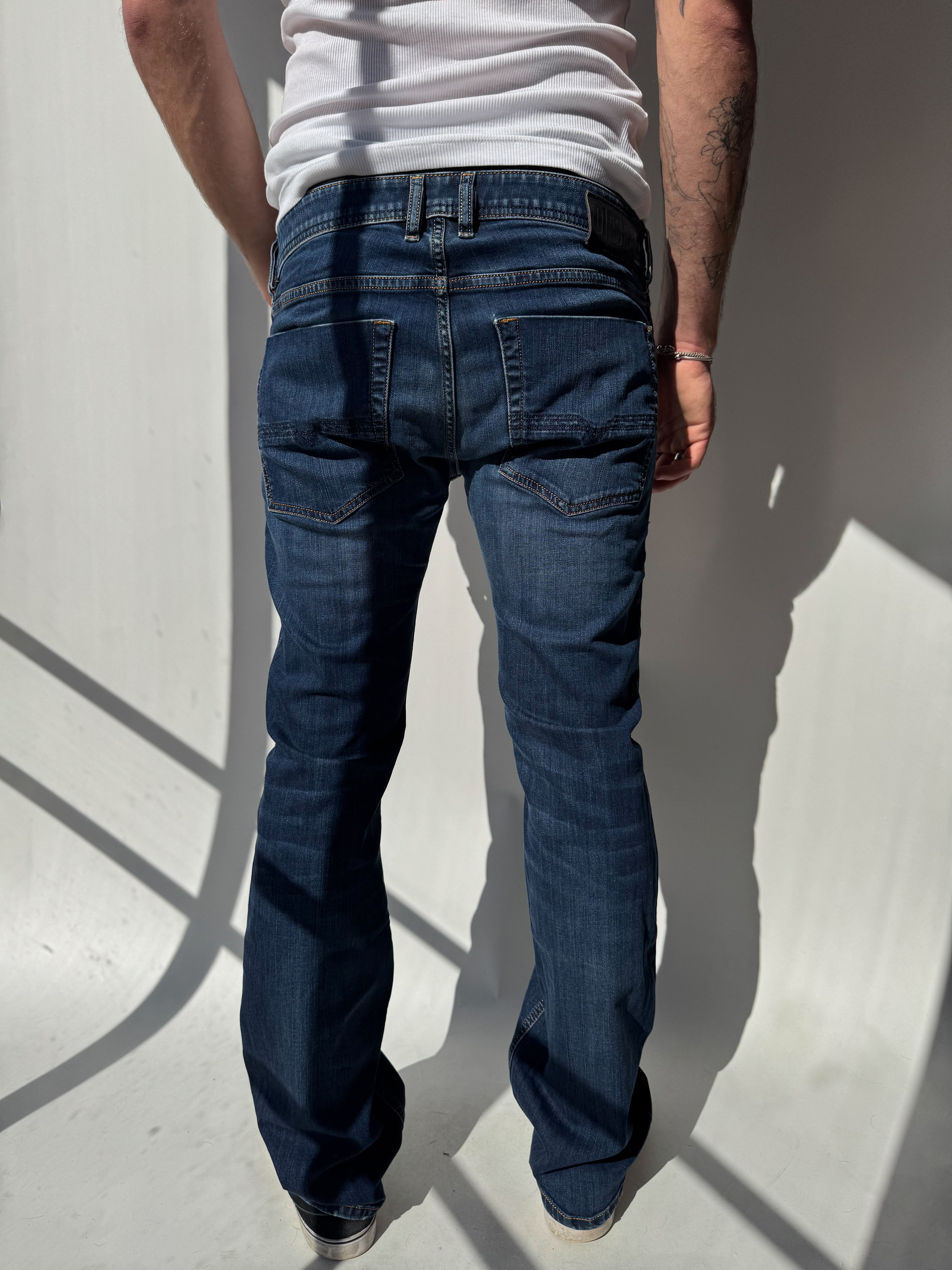 ג׳ינס בגזרת בוטקאט Diesel (42-44)