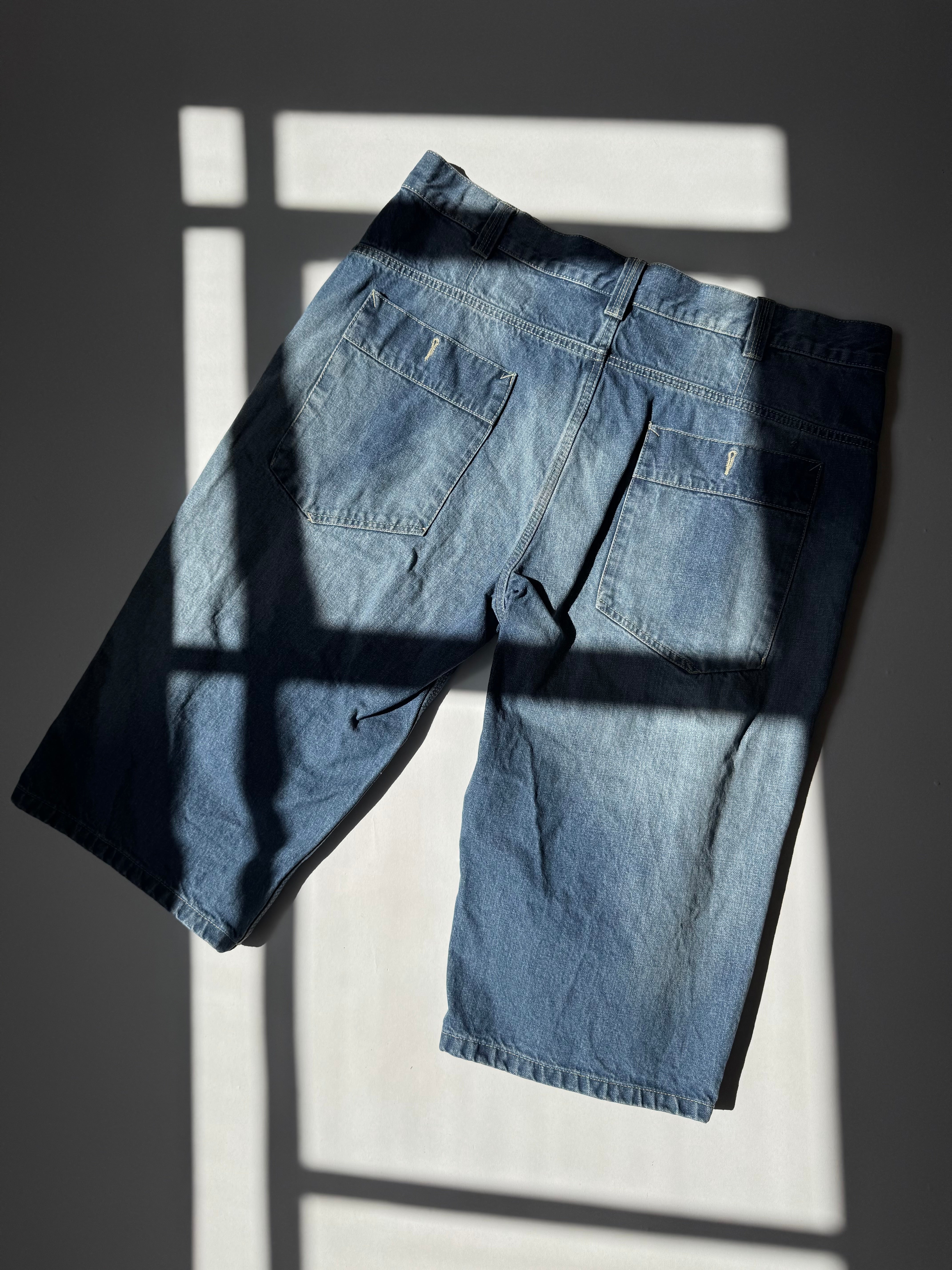 ג׳ינס דגמ״ח 3/4 (48)