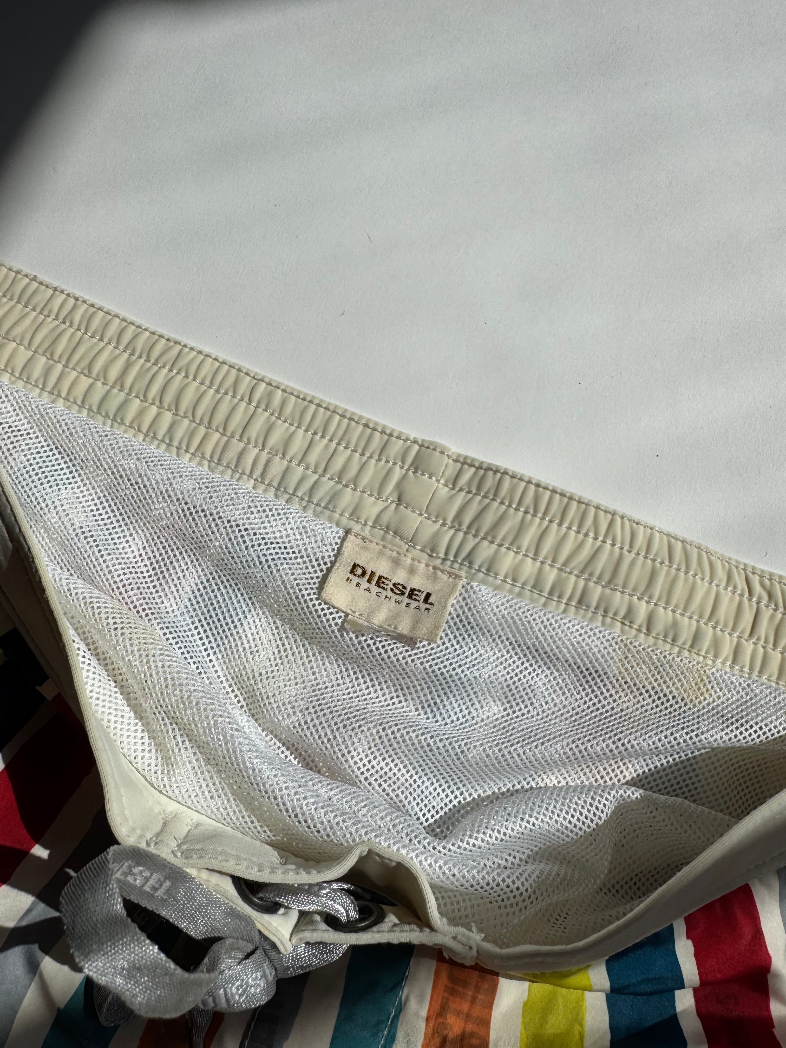 מכנסי בגד ים בהדפס פסים Diesel (XL)