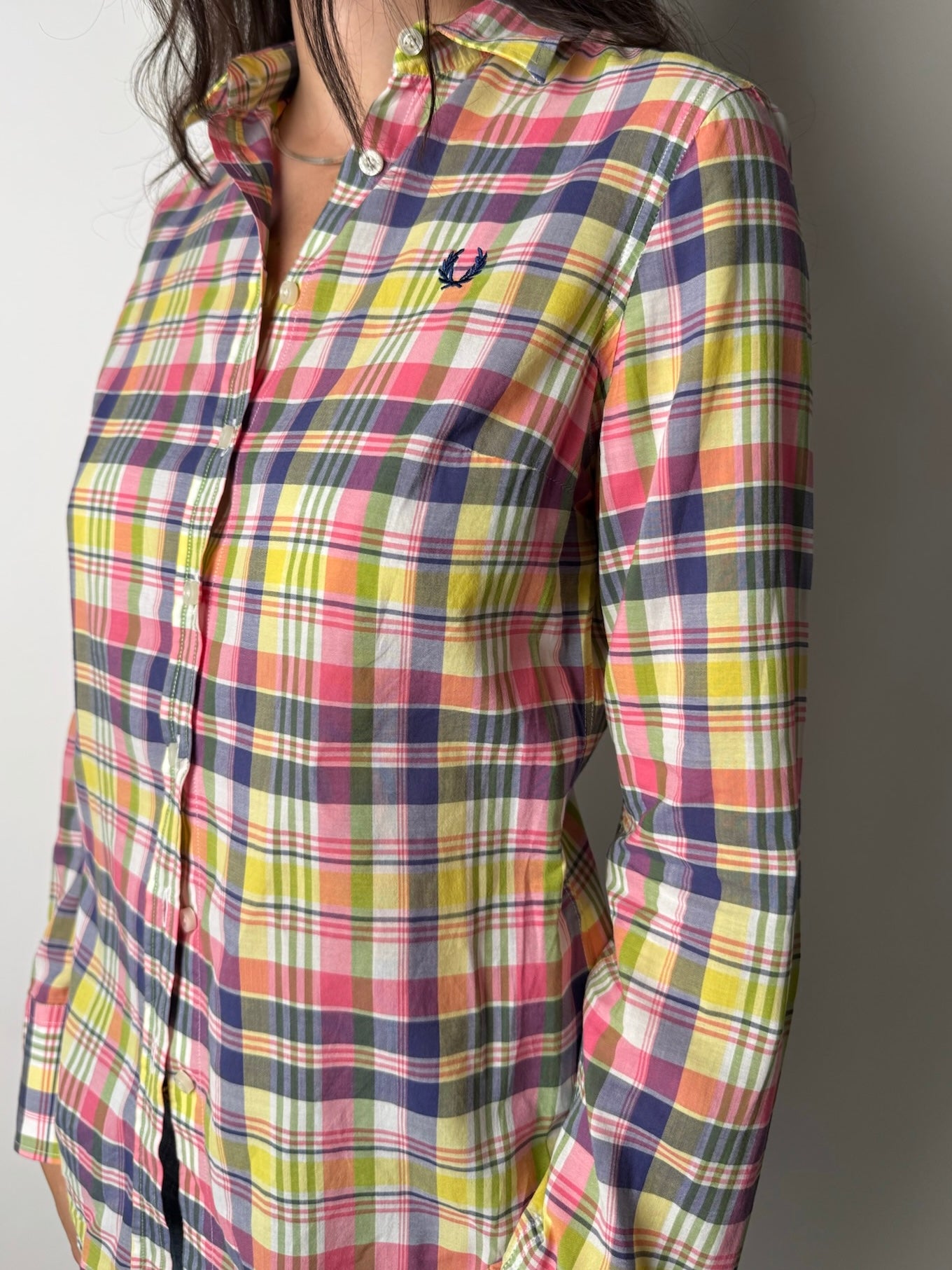 חולצת משבצות מכופתרת FRED PERRY (S)