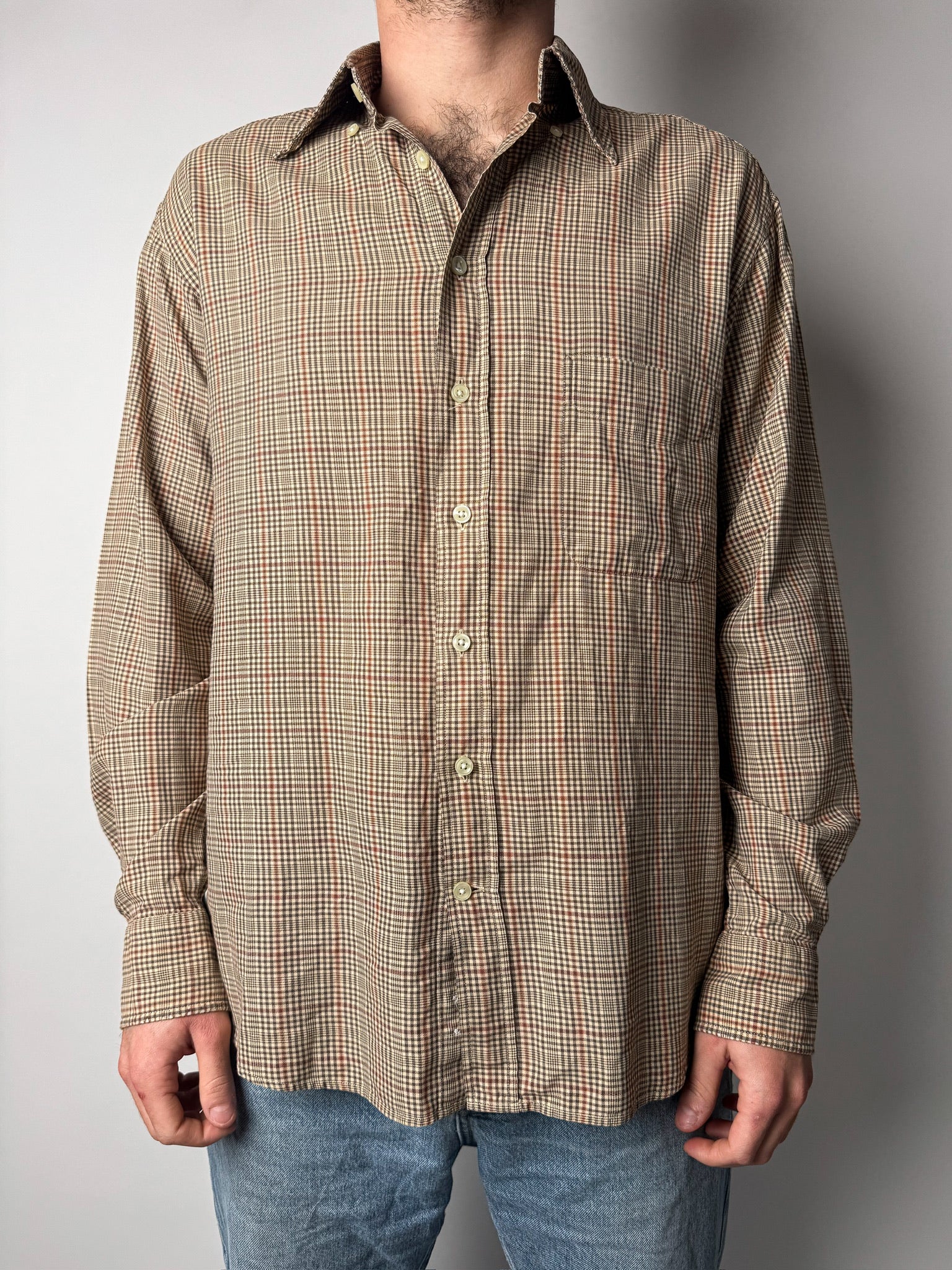 (L) חולצה מכופתרת משבצות