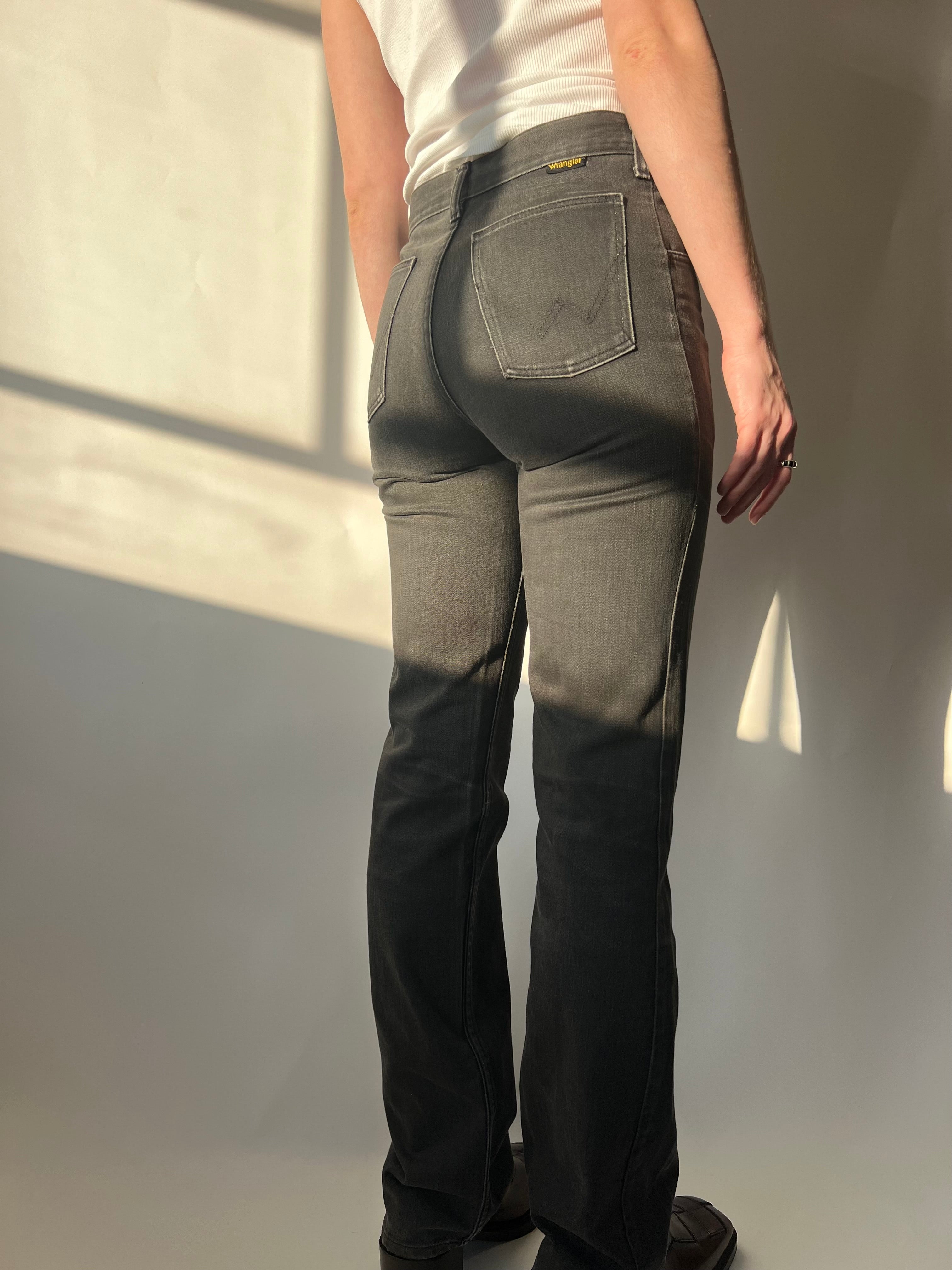 ג׳ינס בגזרה ישרה Wrangler (32)