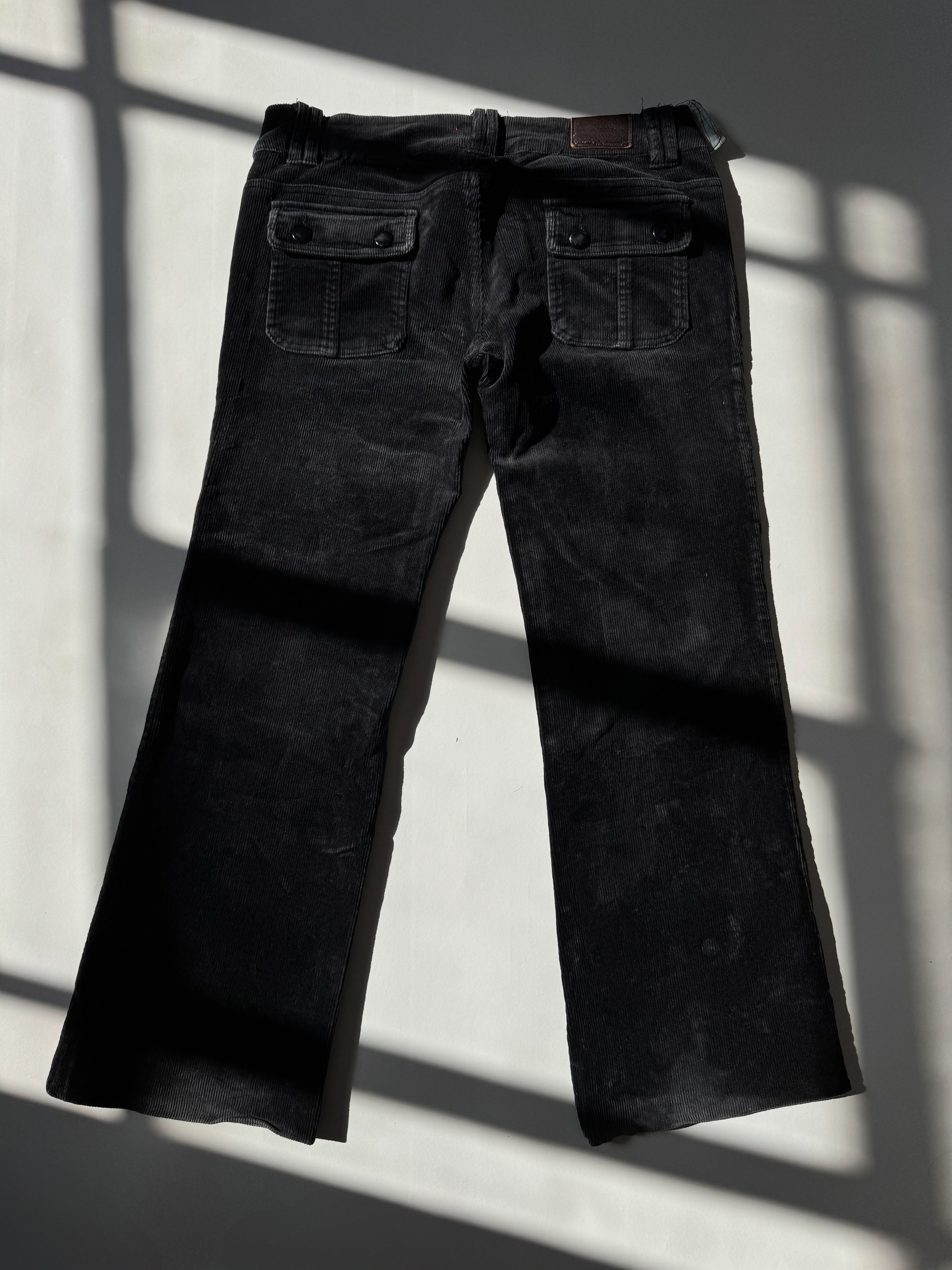 מכנסי קורדרוי שחורים (42)