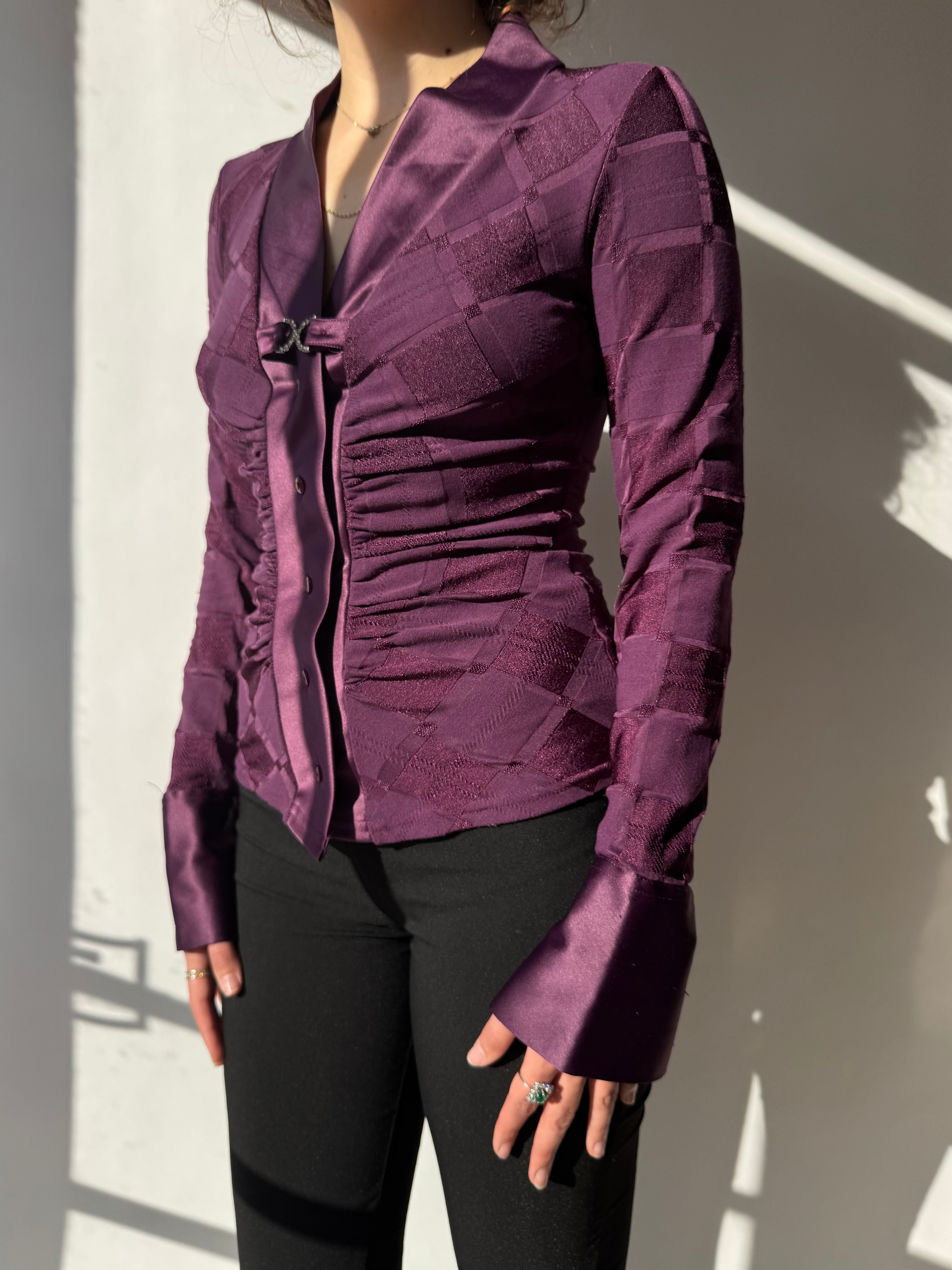 חולצה מכופתרת סגולה (XS)