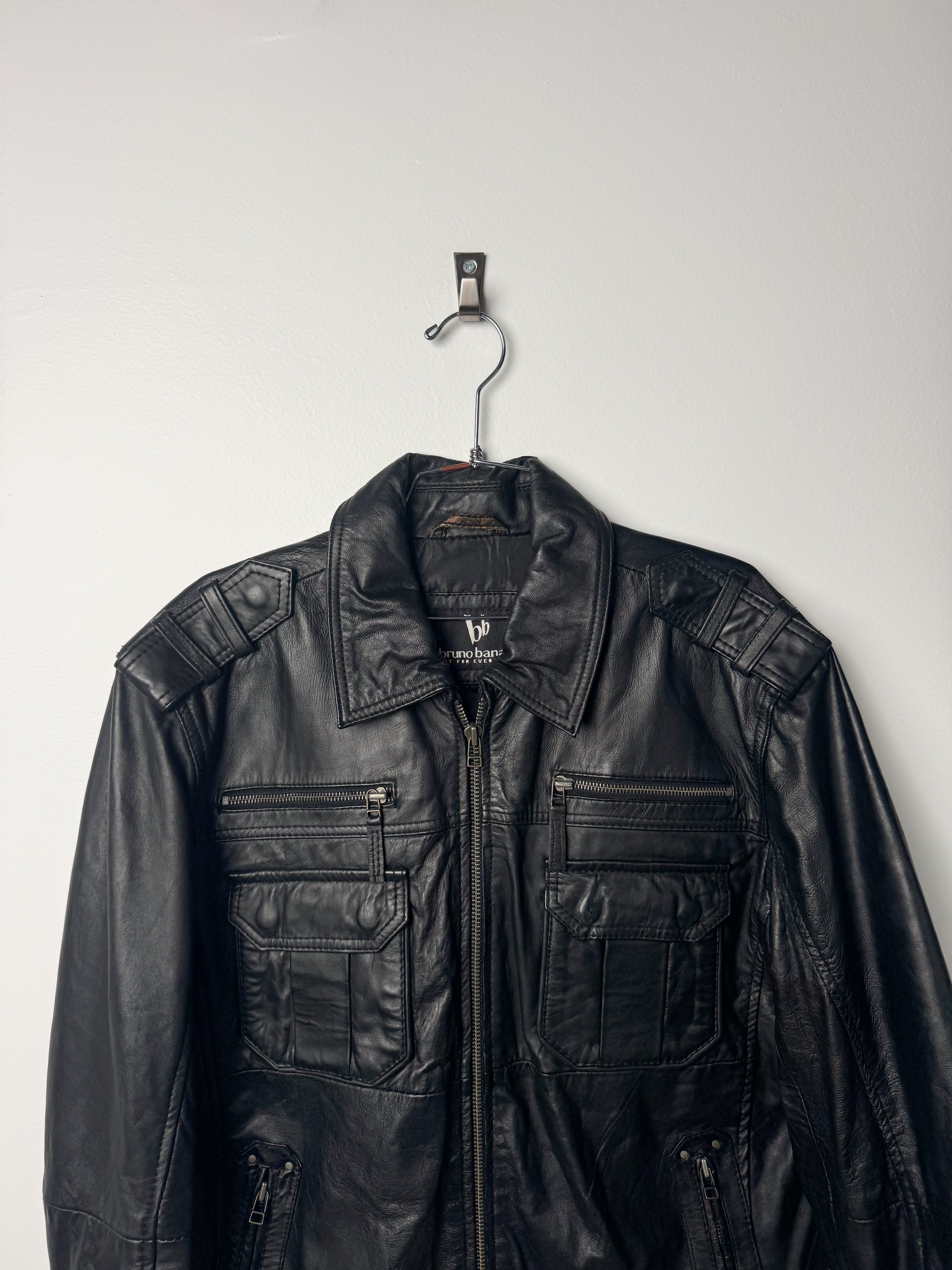 מעיל עור שחור (M)