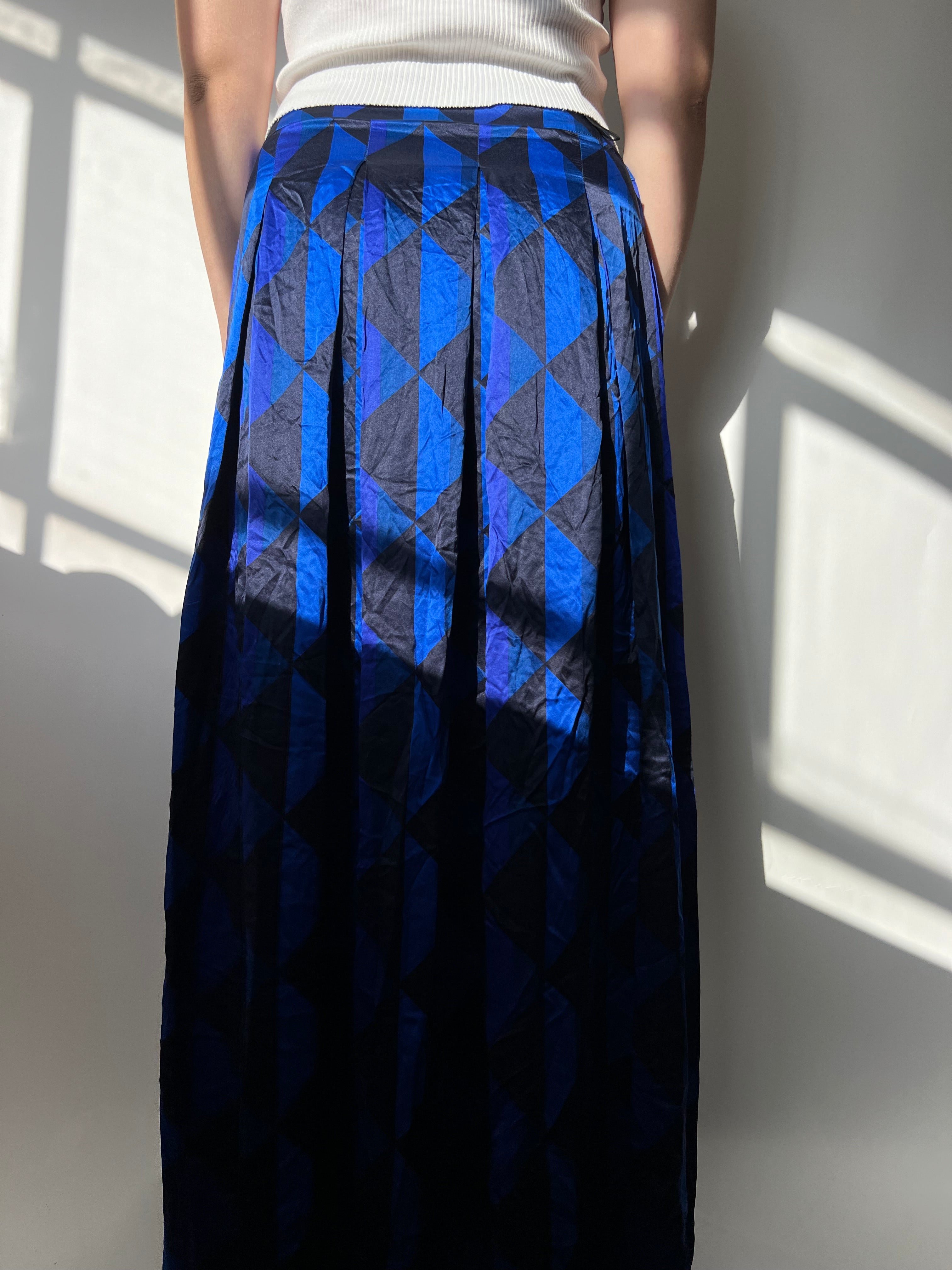 חצאית משי בהדפס גיאומטרי (40)