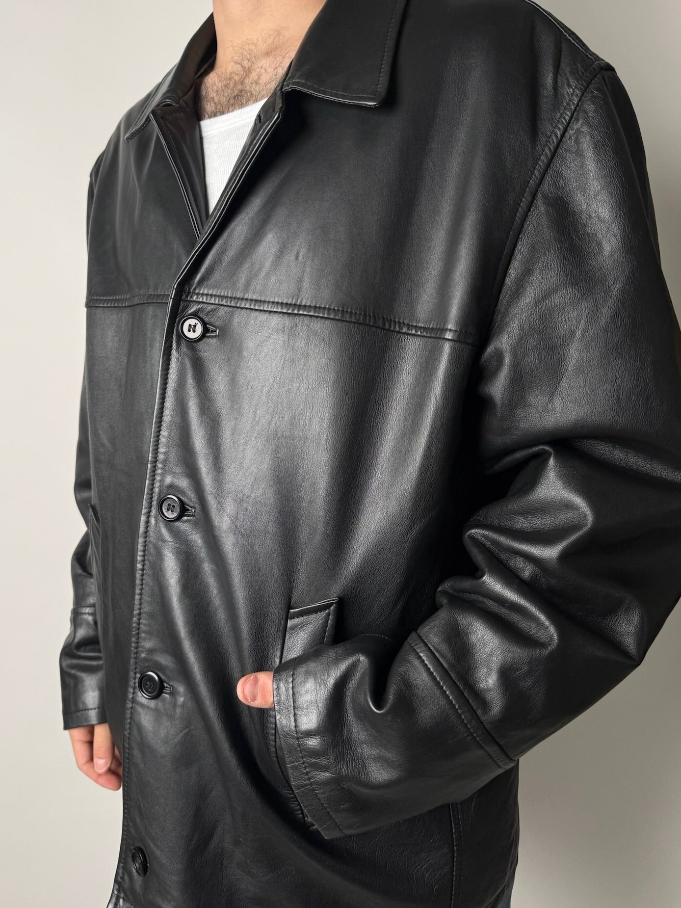 מעיל עור שחור (XL)