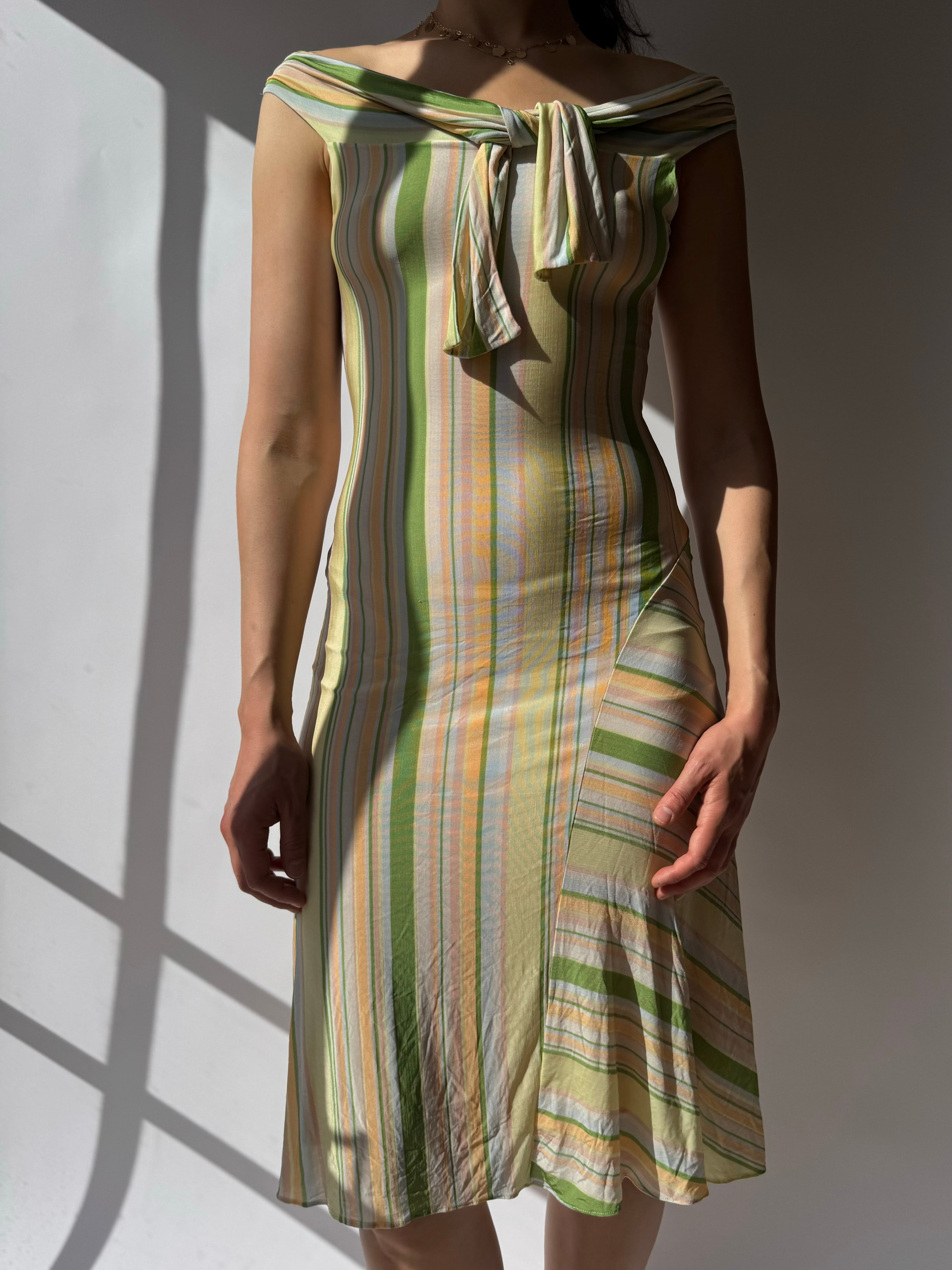 שמלת פסים אוף שולדרס (S)