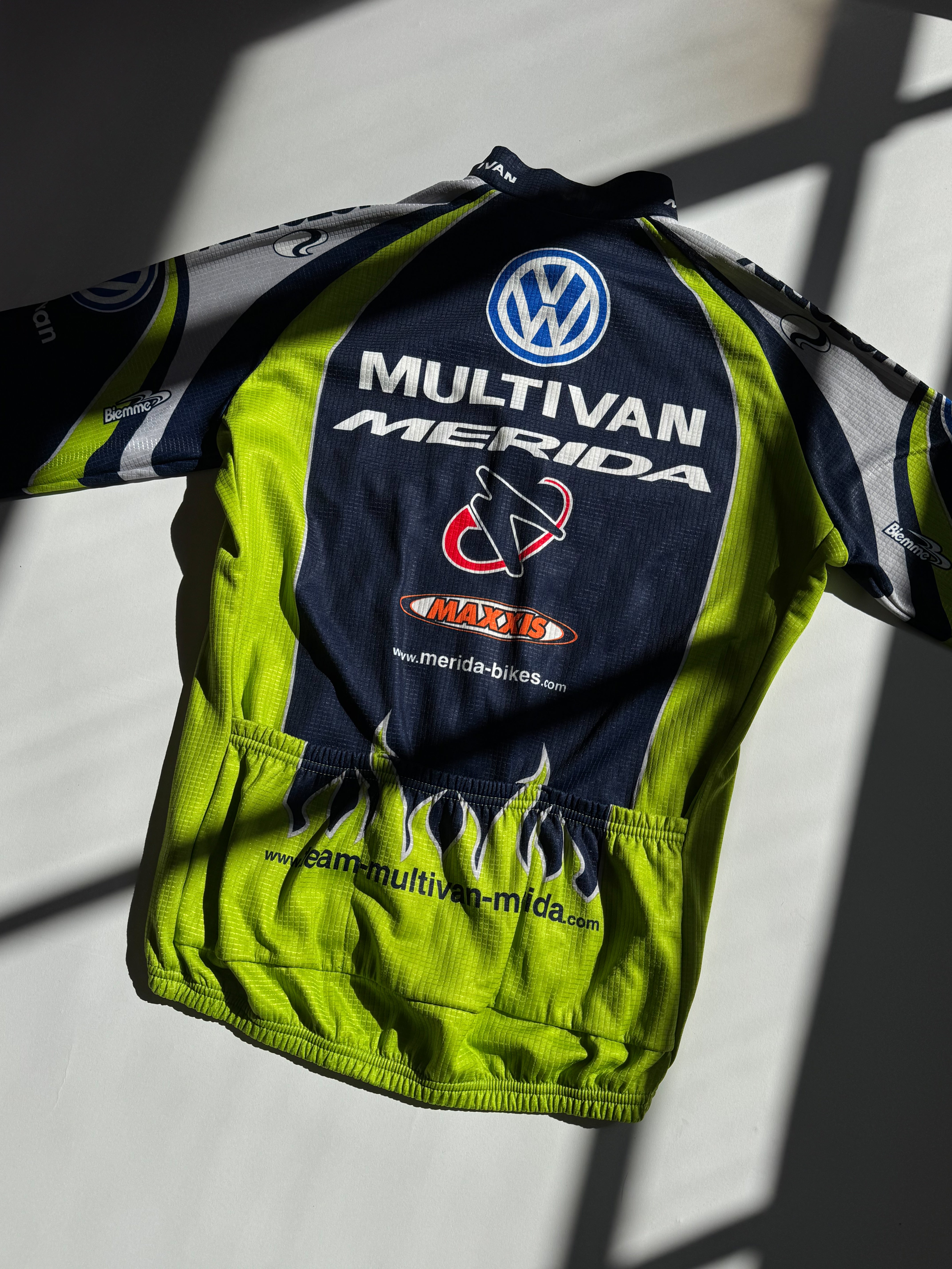 חולצה רכיבת אופניים (M)