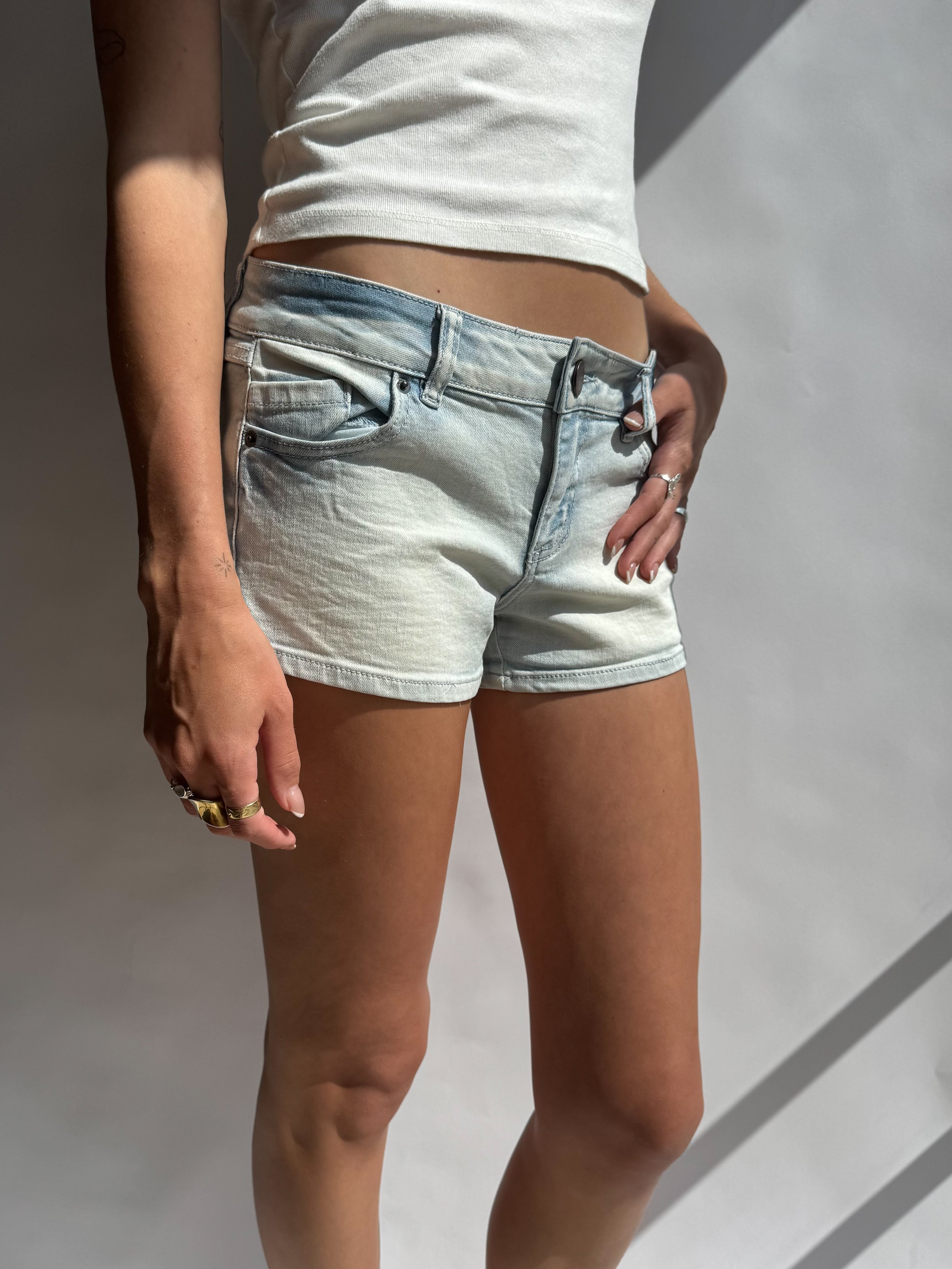 ג׳ינס קצר בגזרה נמוכה O'neill (36)