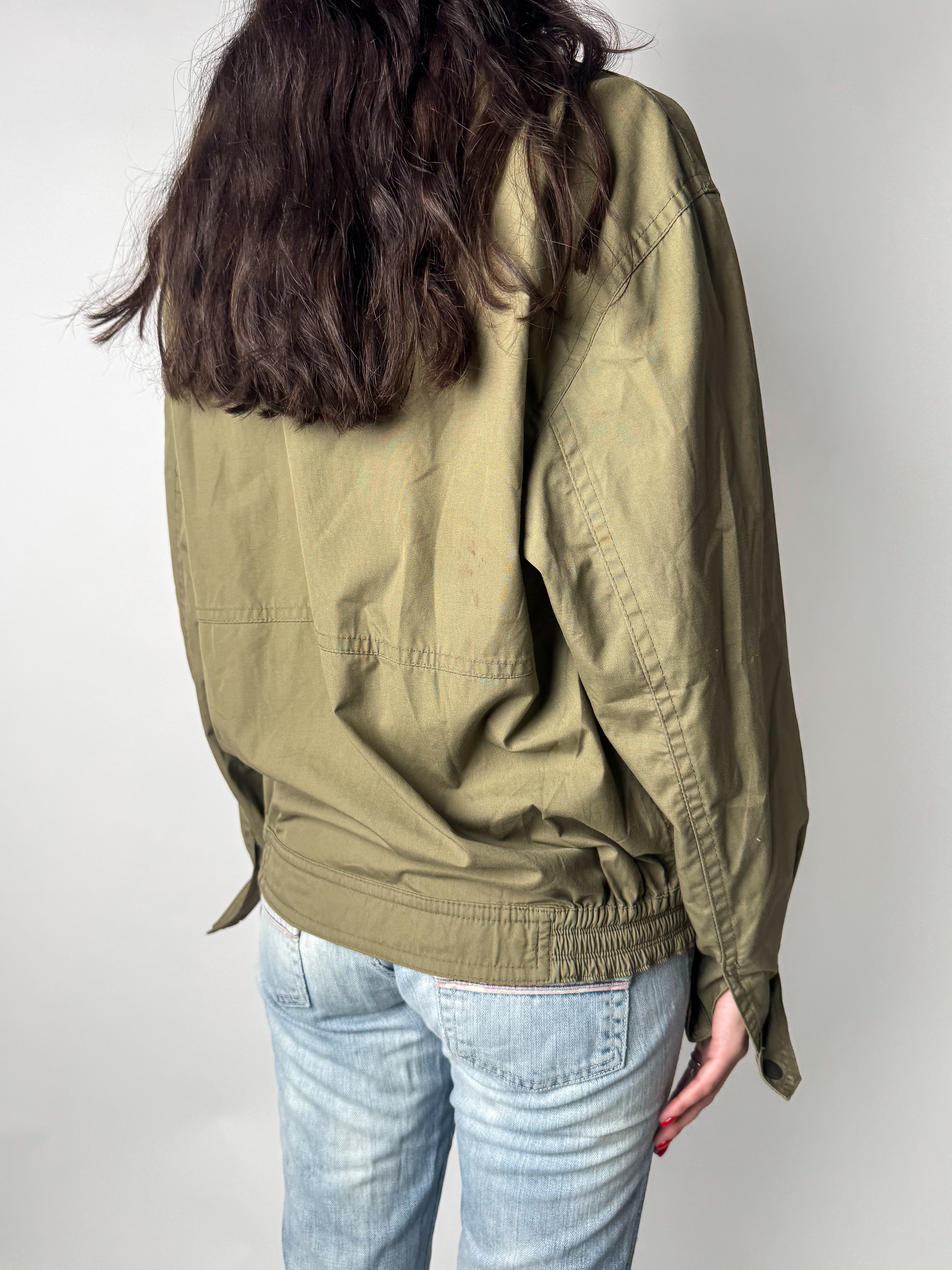 ג׳קט ירוק זית (M)