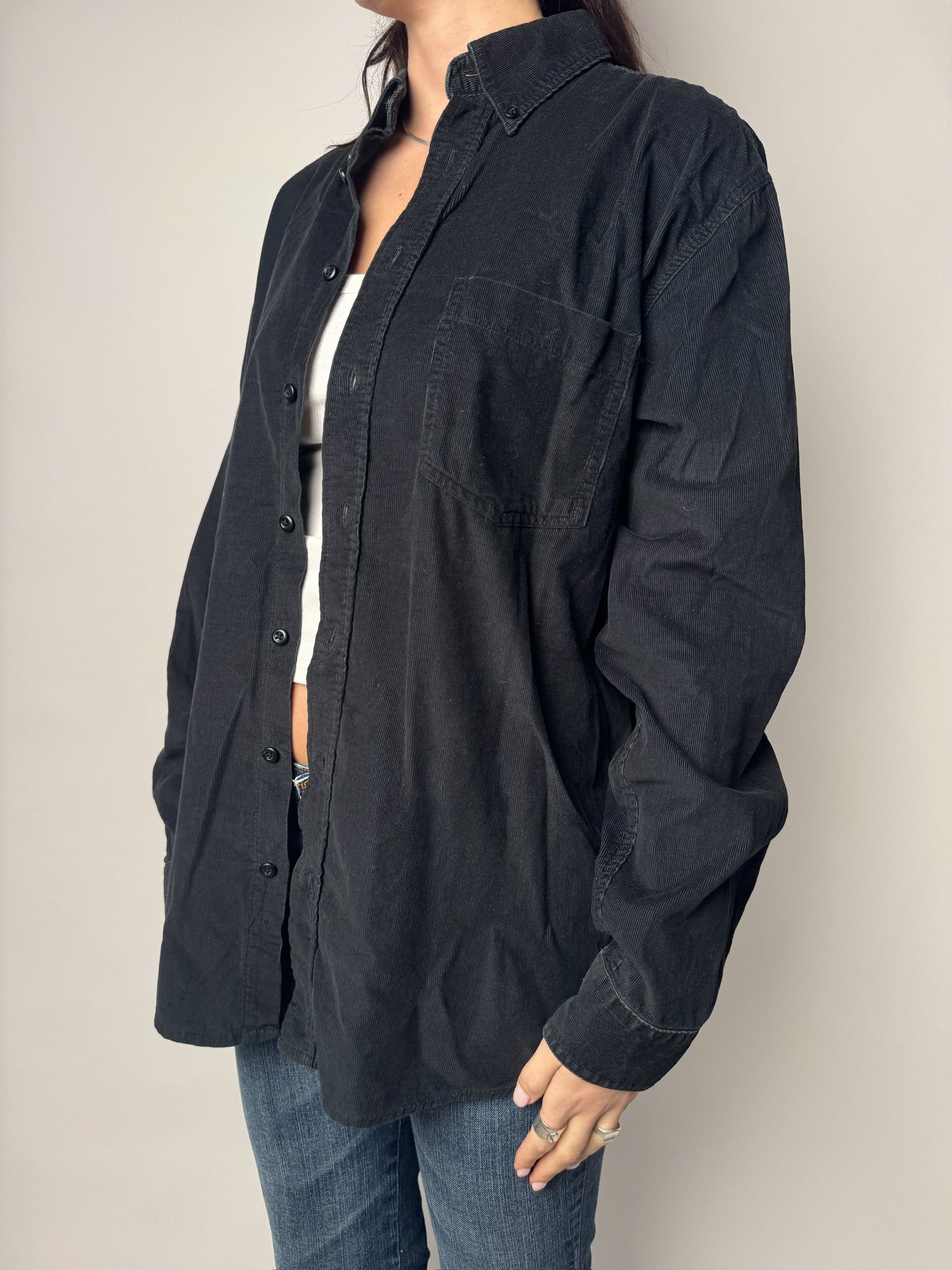 חולצת קורדרוי מכופתרת (M)